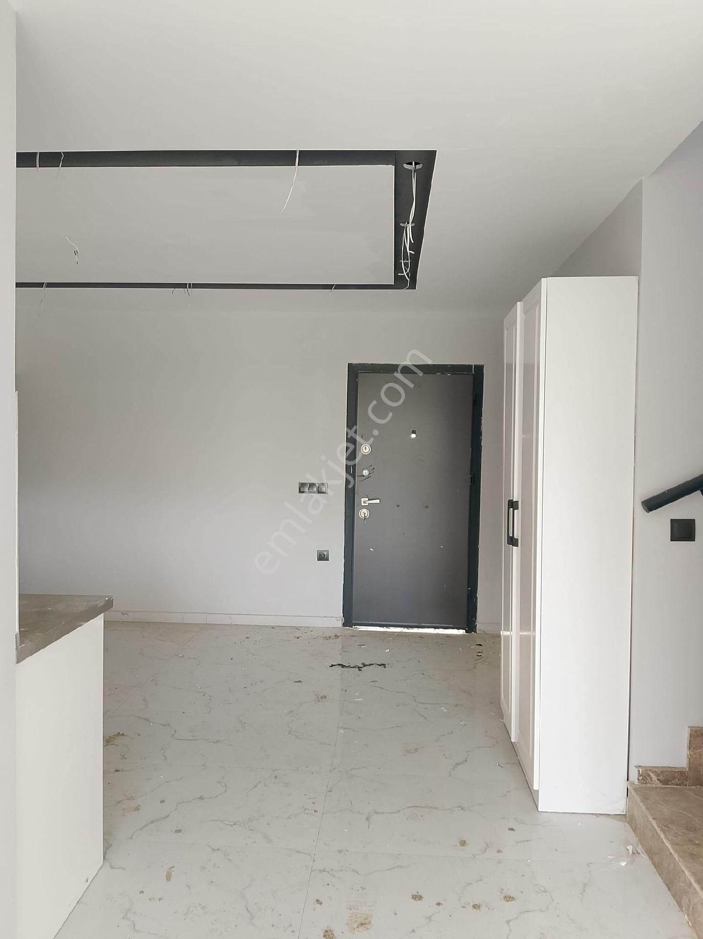 Kuşadası Güzelçamlıda Tek Müstakil Havuzlu Site İçinde Sıfır Satılık Villa - Görsel 18