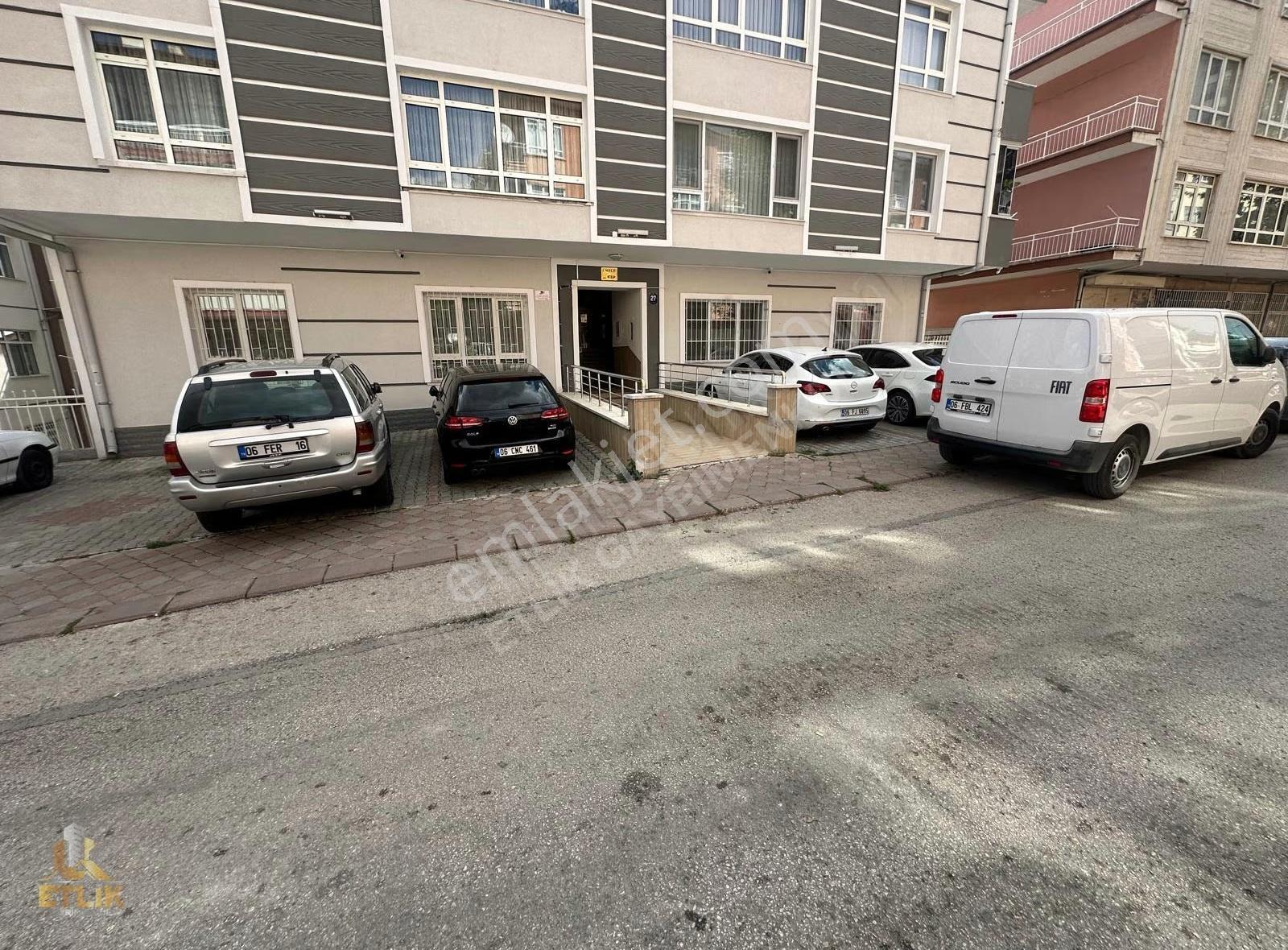 Aşağı Eğlence'de Merkezi Konum'da 3+1 Fırsat Daire!!! - Görsel 18