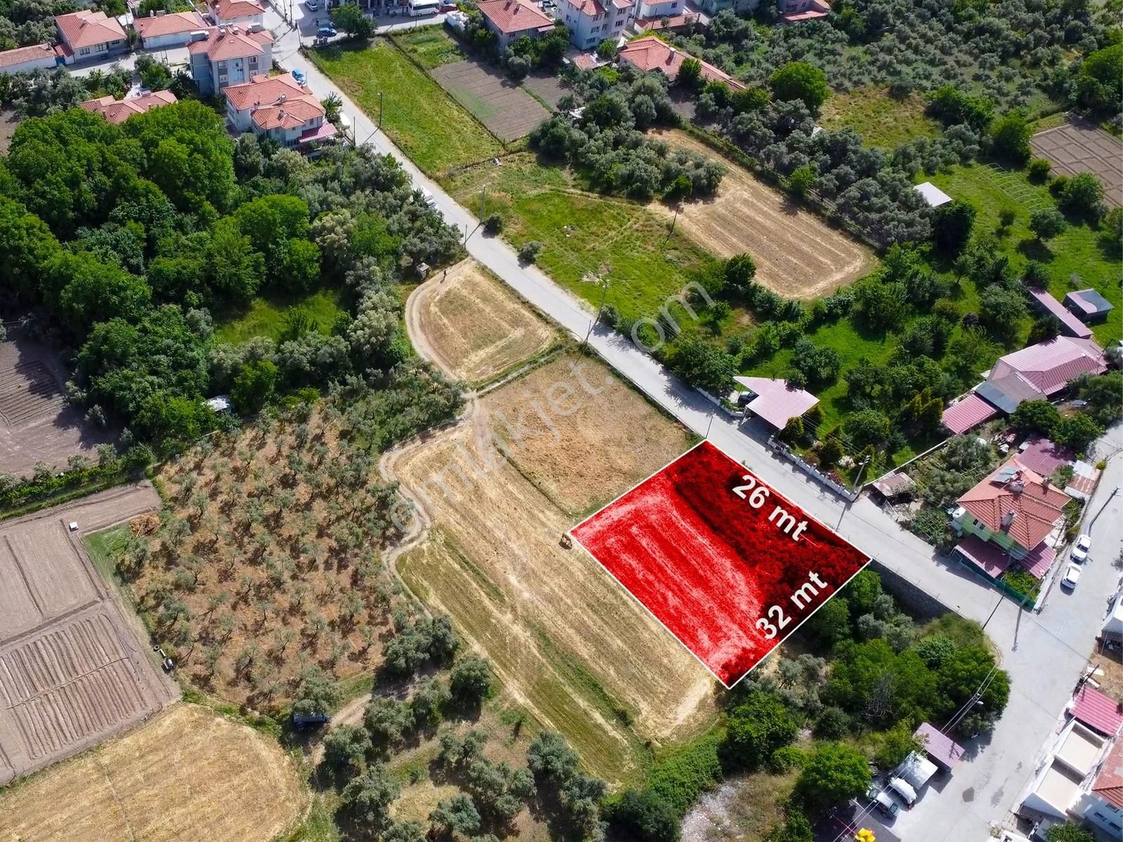 Acil !!! Ata'dan Ula Merkezde 820 M² Ve 30/60 Konut İmarlı Arsa - Görsel 3