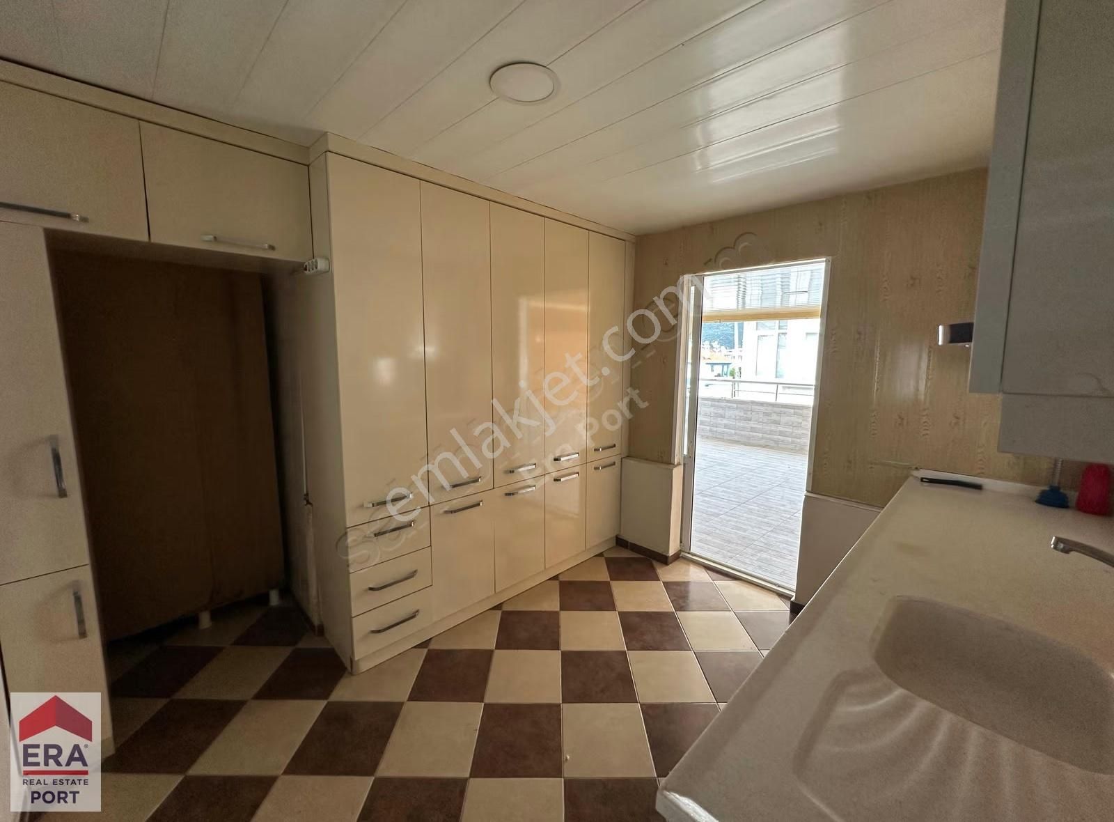 Era Port Güvencesiyle Edremit Altınoluk'da 4+1 Dubleks Daire - Görsel 12