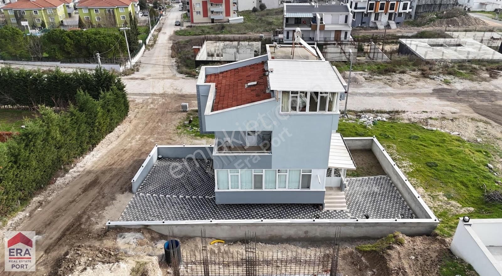 Era Port Güvencesiyle Kuva-i Mıllıye Mahallesinde Mustakil Villa - Görsel 25