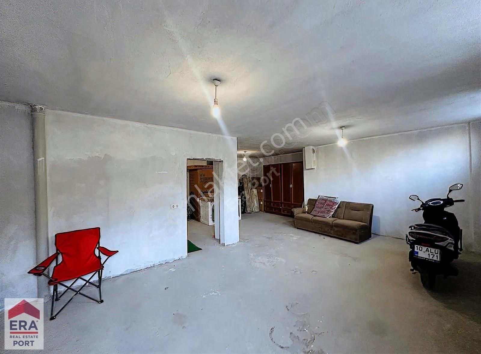 Era Port Güvencesiyle Kuva-i Mıllıye Mahallesinde Mustakil Villa