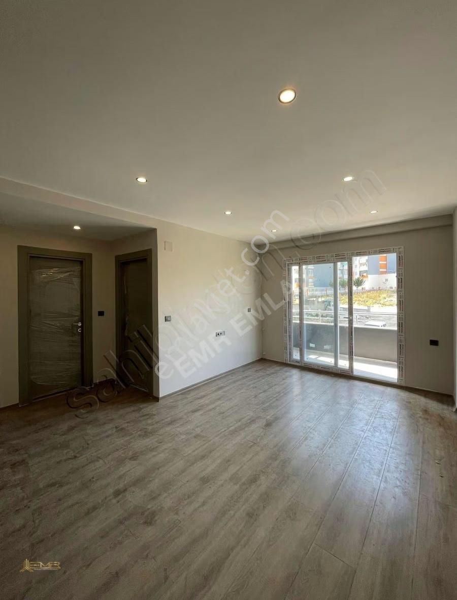 Çarkıpare Sınırında Bölgenin En Geniş 1 +1 Lüks Dairesi - Görsel 14