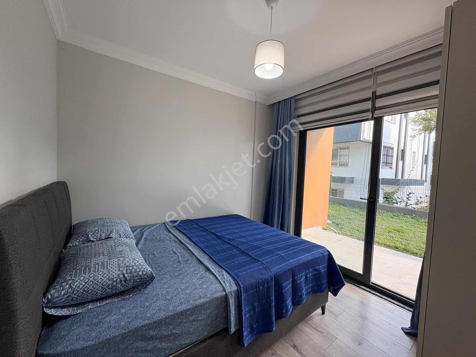 Lara Güzeloba'da Satılık 1+1 Havuzlu Bahçe Katı Eşyalı Daire - Görsel 3