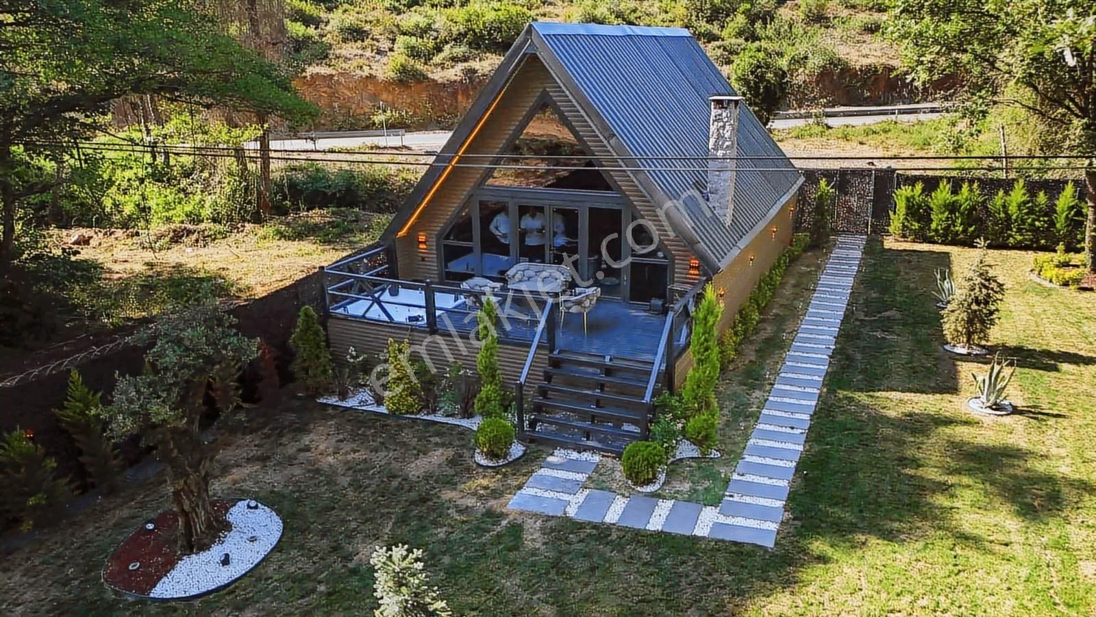 Lüx Villa Tipi Bunglow Bahçeli Resmi Elektirik Su Kapı Numarası