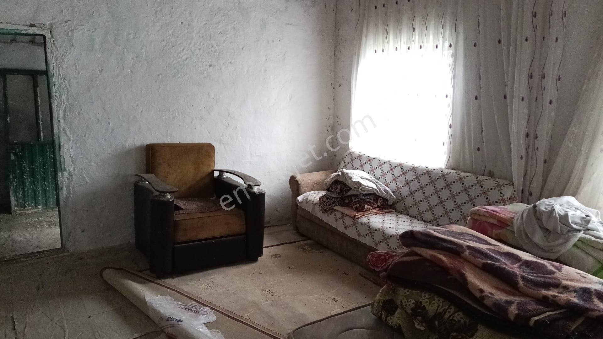 Bergama Karalar Köyünde Oturmaya Hazır Bahçeli 2+1 Müstakil Ev - Görsel 14