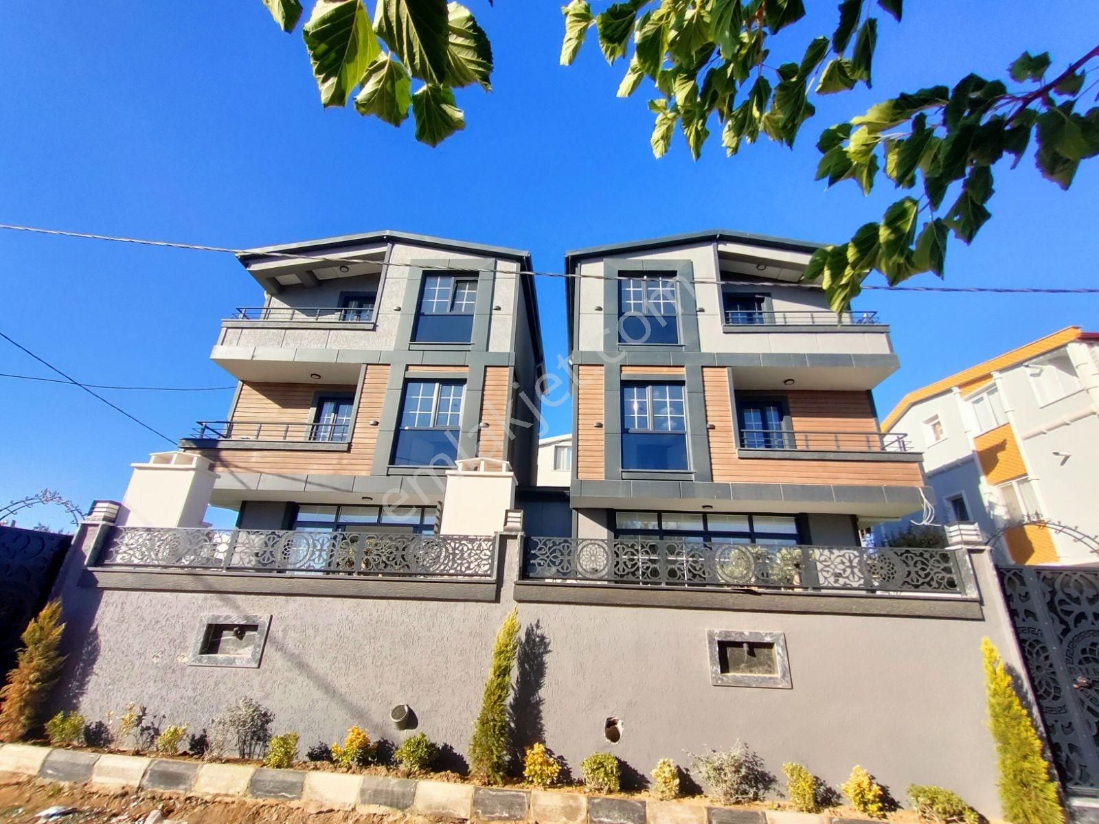 Kartallar'dan Yeniçiftlik Merkezde Kaliteli Ve Ferah Lüks Villa. - Görsel 30