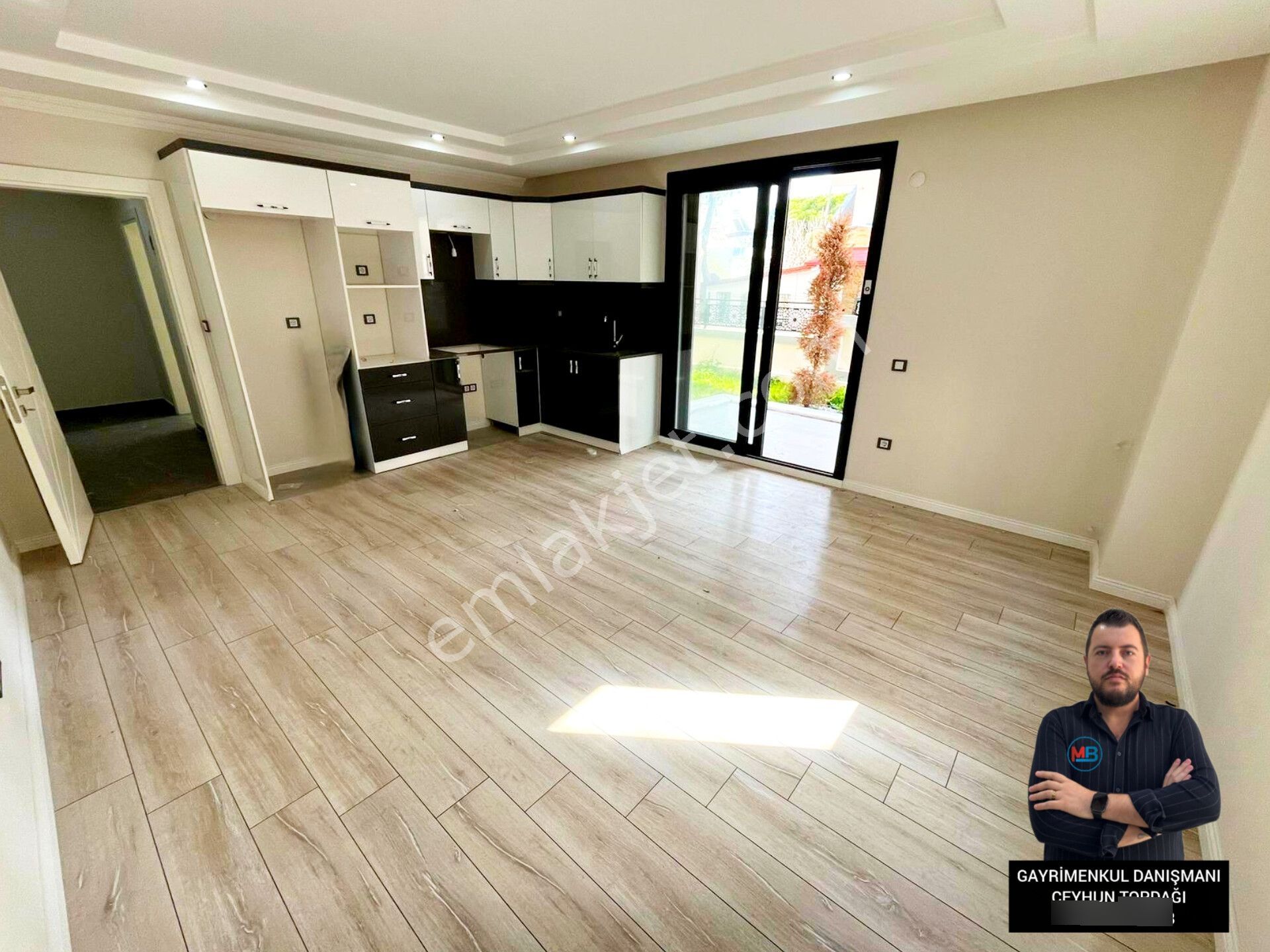 Didim'de Satılık 1+1 Sıfır Giriş Kat Bahçeli Denize 5 Dk Mesafede - Görsel 11