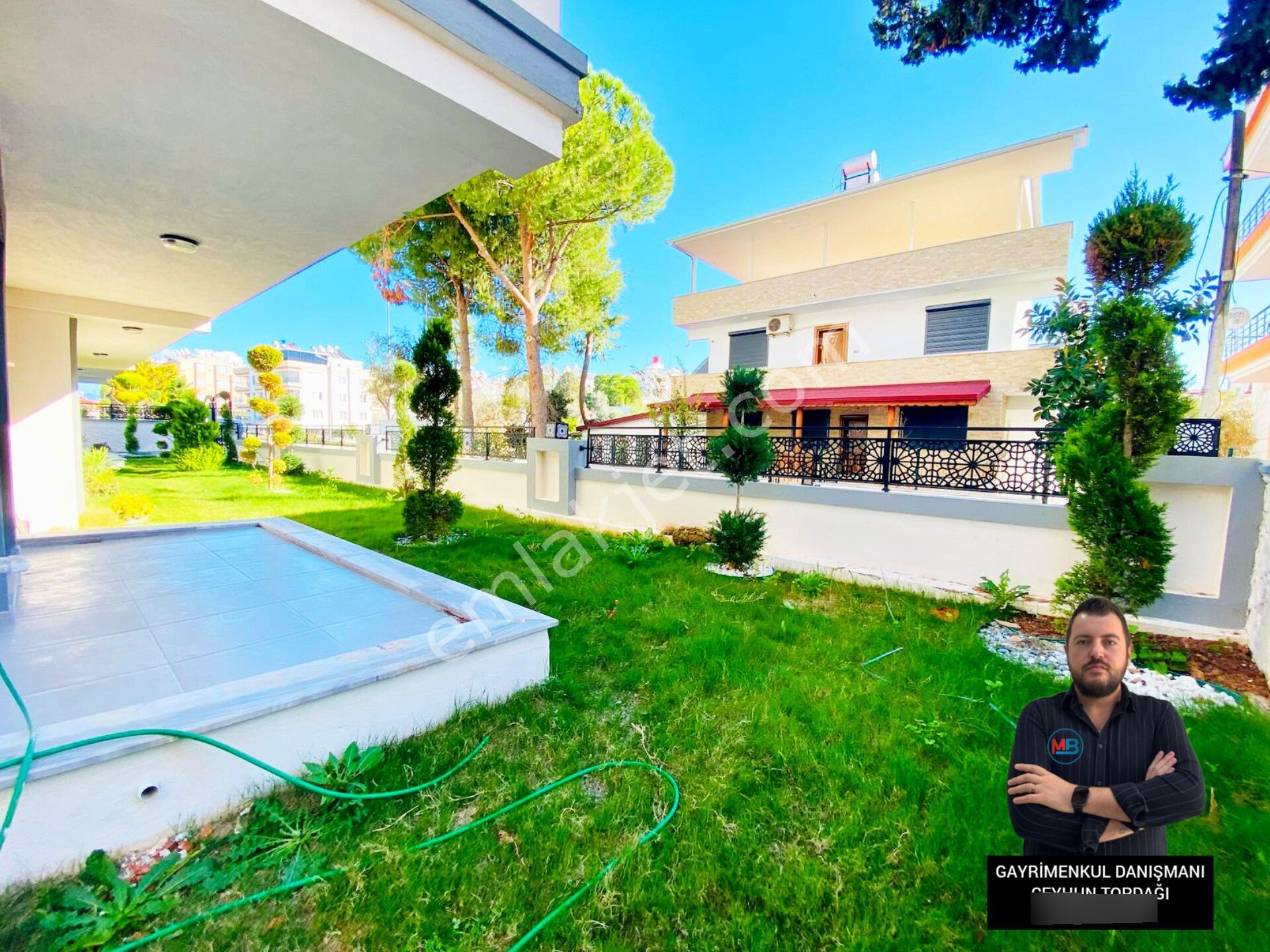 Didim'de Satılık 1+1 Sıfır Giriş Kat Bahçeli Denize 5 Dk Mesafede - Görsel 2