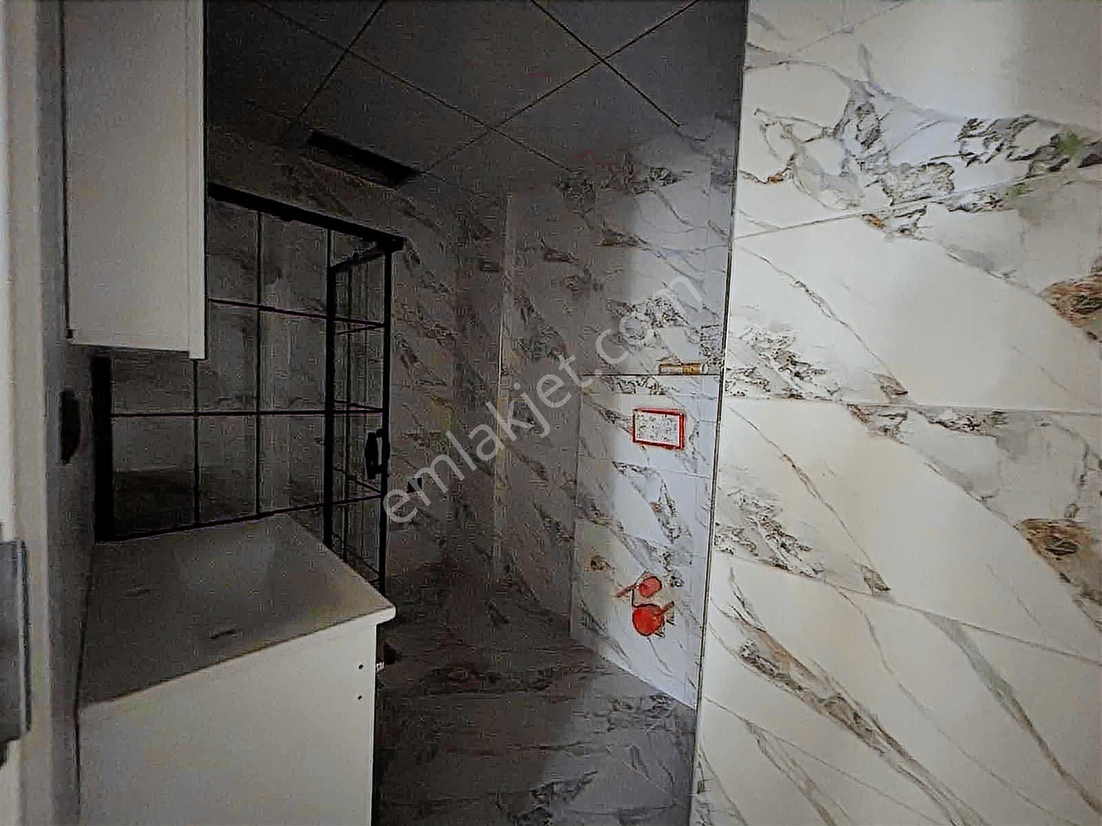 Esradan 2+1 Mutfak Salon Ayrı Ebeveyn Banyolu Luks Geniş Daire - Görsel 15