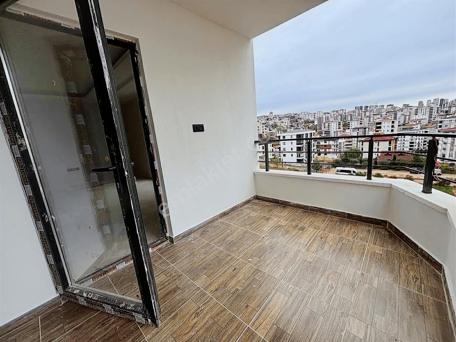 Esradan 2+1 Mutfak Salon Ayrı Ebeveyn Banyolu Luks Geniş Daire - Görsel 28