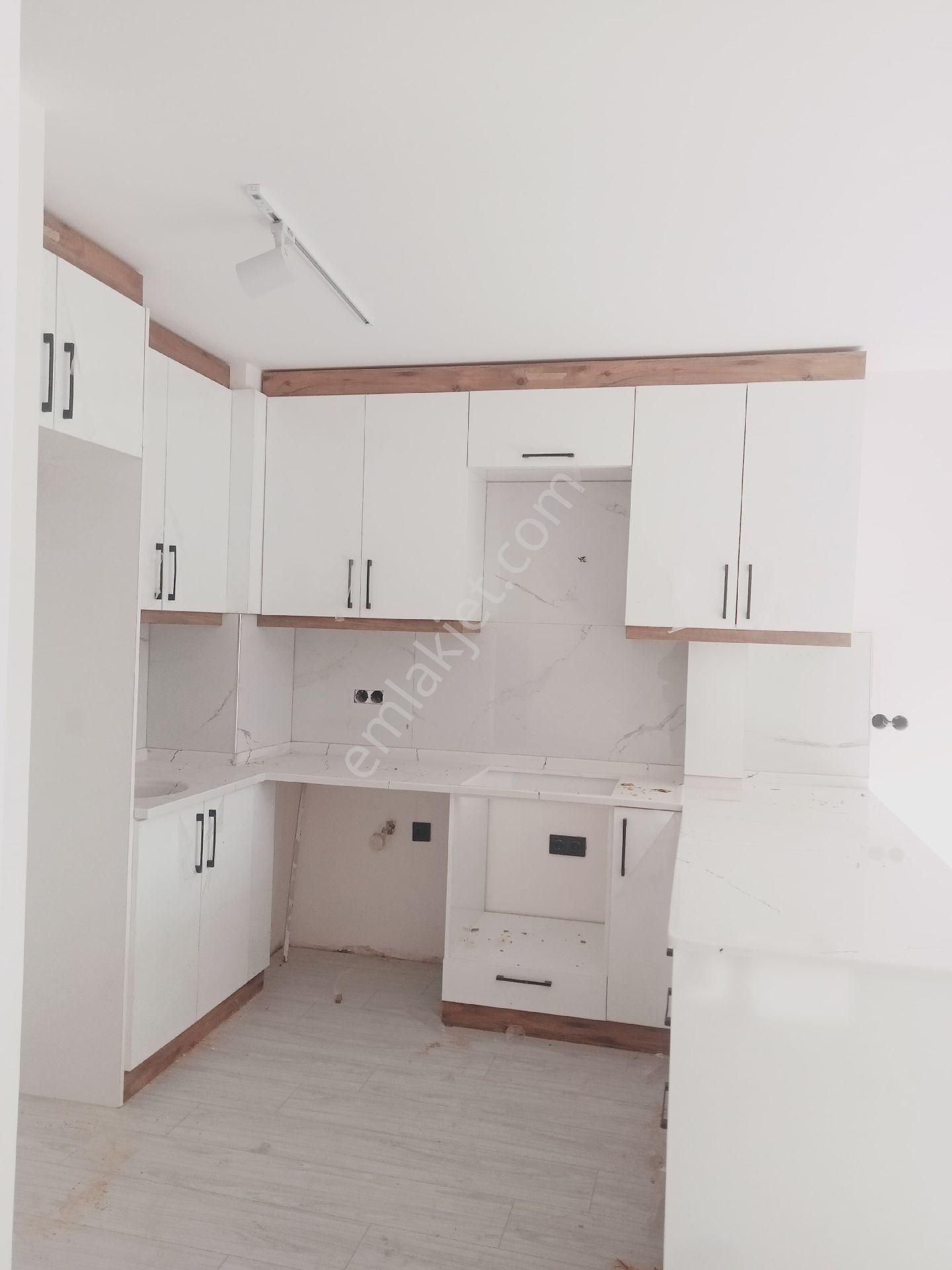 Kuşadası İkiçeşmelikte Havuzlu Site İçinde Satılık Daire - Görsel 9