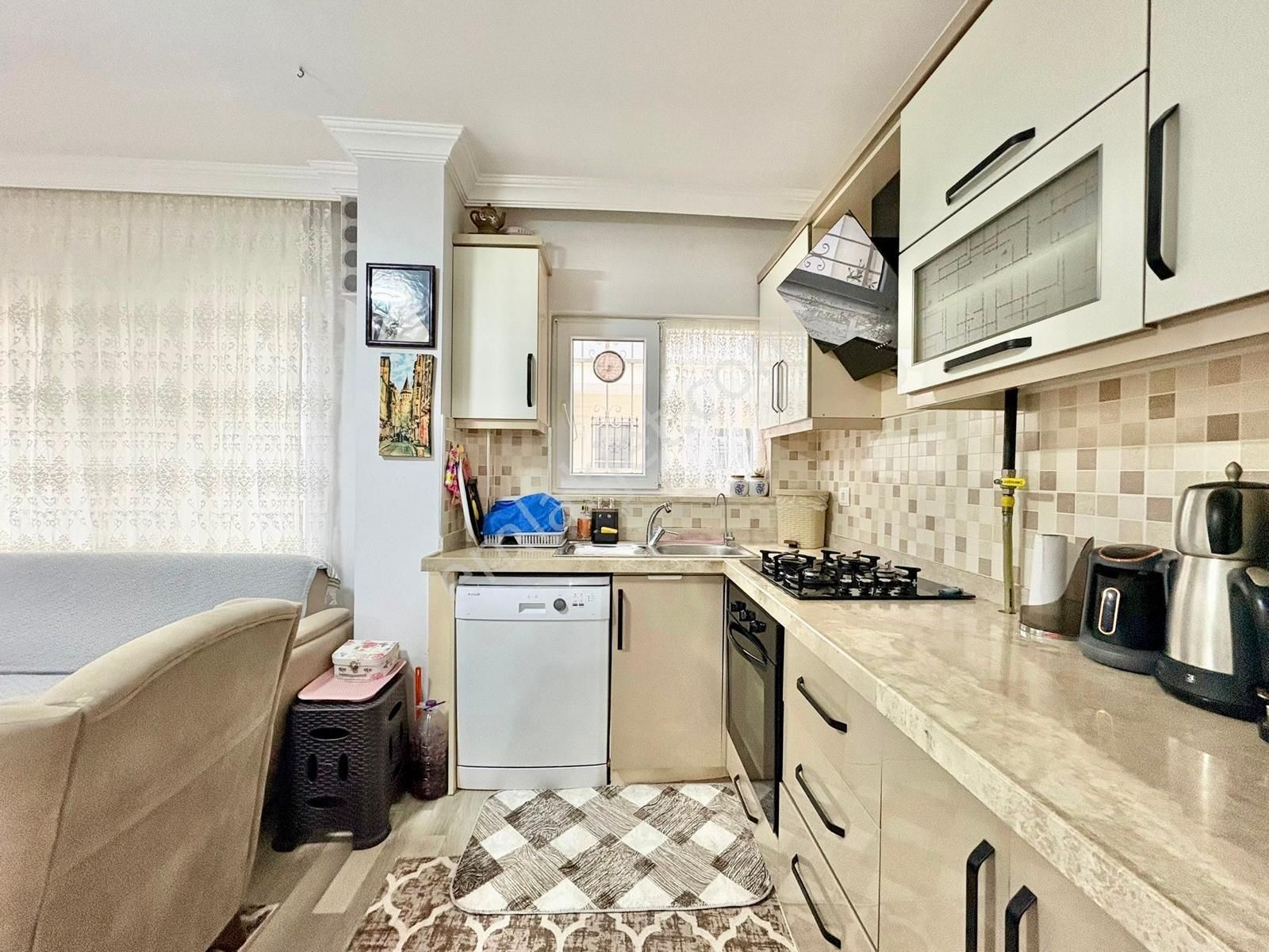 ꧁ay Emlaktan꧂akçay'da Müstakil Tadındafull Eşyalı Denize Sadece 100 Mt Ön Cephe Satılık 2+1 Daire - Görsel 6