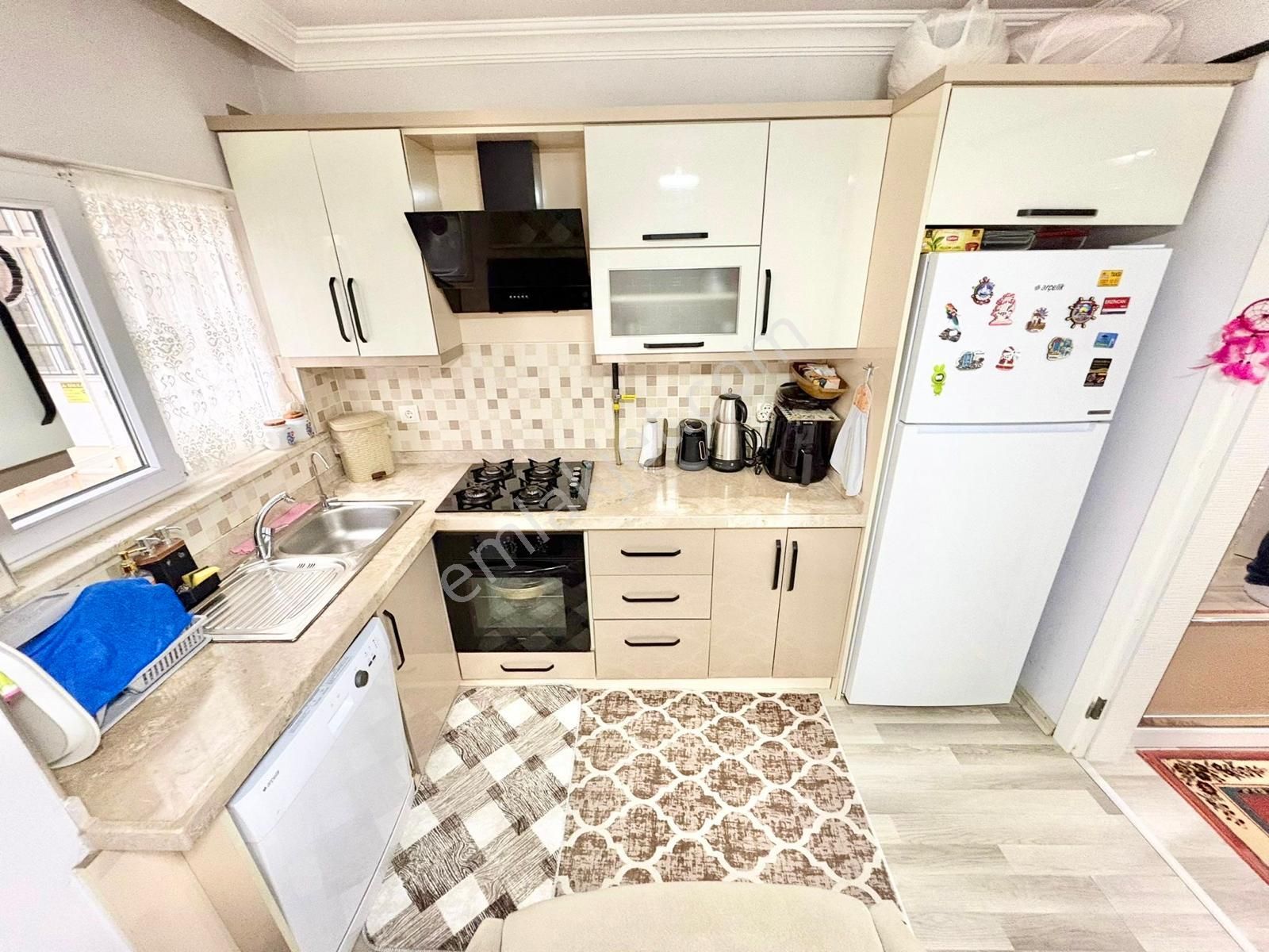 ꧁ay Emlaktan꧂akçay'da Müstakil Tadındafull Eşyalı Denize Sadece 100 Mt Ön Cephe Satılık 2+1 Daire - Görsel 4