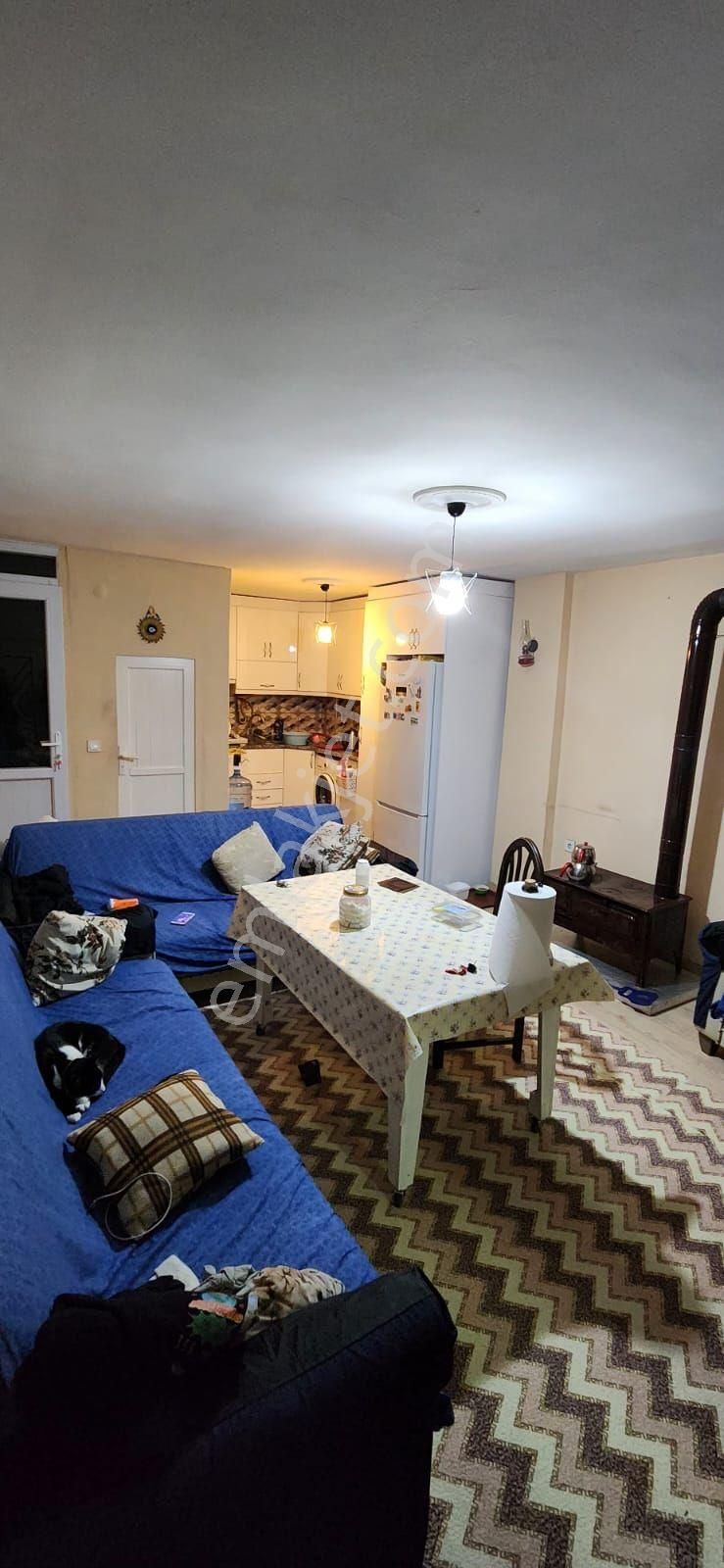 Tekirdağ Marmara Ereğli Sultan Köyde 160 Metre Arsanın İçinde Üç Katlı Geniş Bir Ev Satılık Tır - Görsel 10