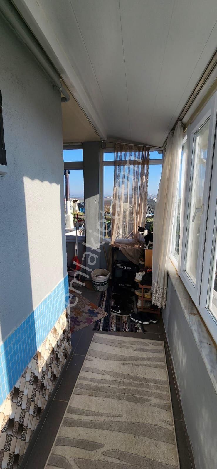 Tekirdağ Marmara Ereğli Sultan Köyde 160 Metre Arsanın İçinde Üç Katlı Geniş Bir Ev Satılık Tır - Görsel 4