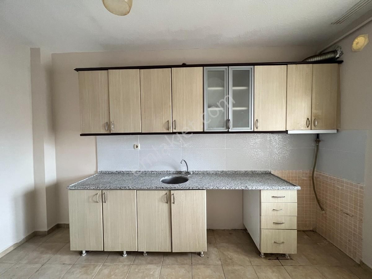 Küçükçekmece Halkalı Toki Akasya Sitesi 3+1 Satılık Daire - Görsel 18