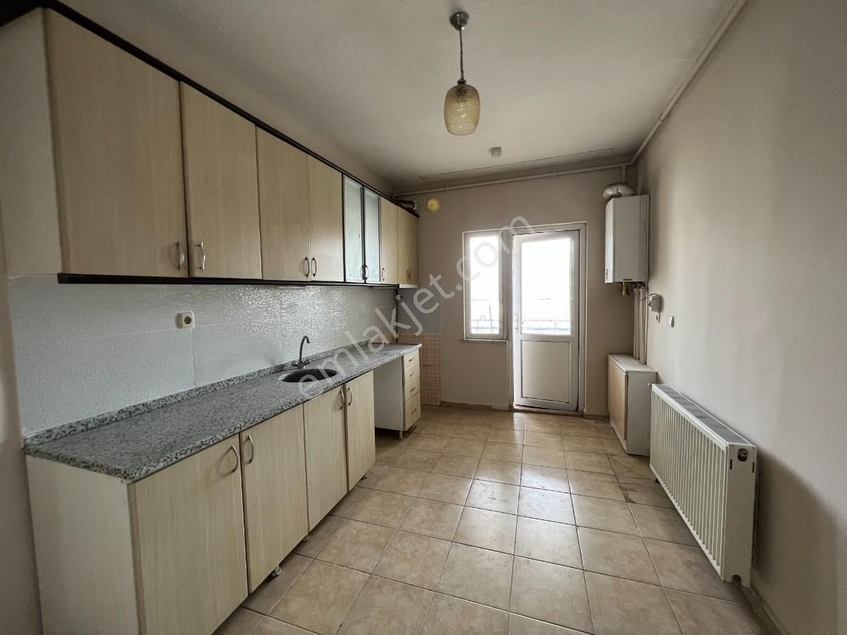 Küçükçekmece Halkalı Toki Akasya Sitesi 3+1 Satılık Daire - Görsel 17