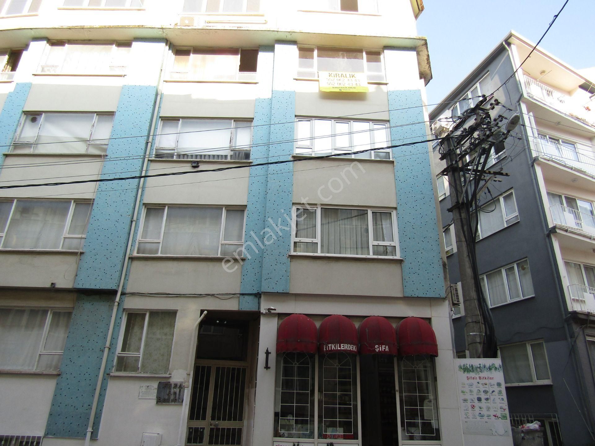 Heykel İbrahimpaşa 3+1 120m2 3.arakat Kiralık Daire 12.000tl