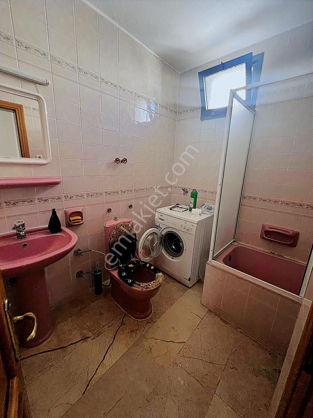 Gümüldür Sahilde Alman Mimarisi Geniş Ferah Villa - Görsel 29