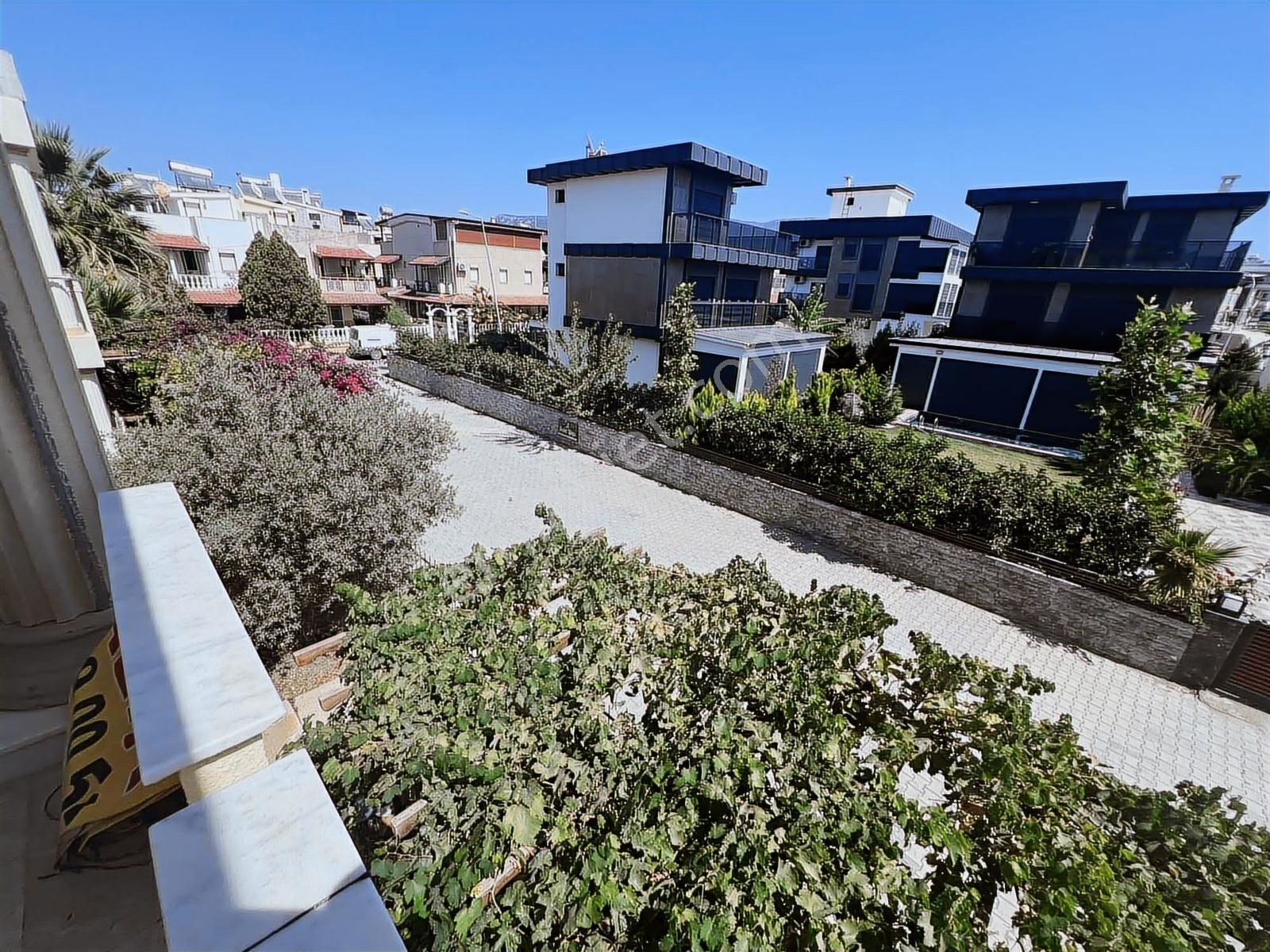 Gümüldür Sahilde Alman Mimarisi Geniş Ferah Villa - Görsel 7