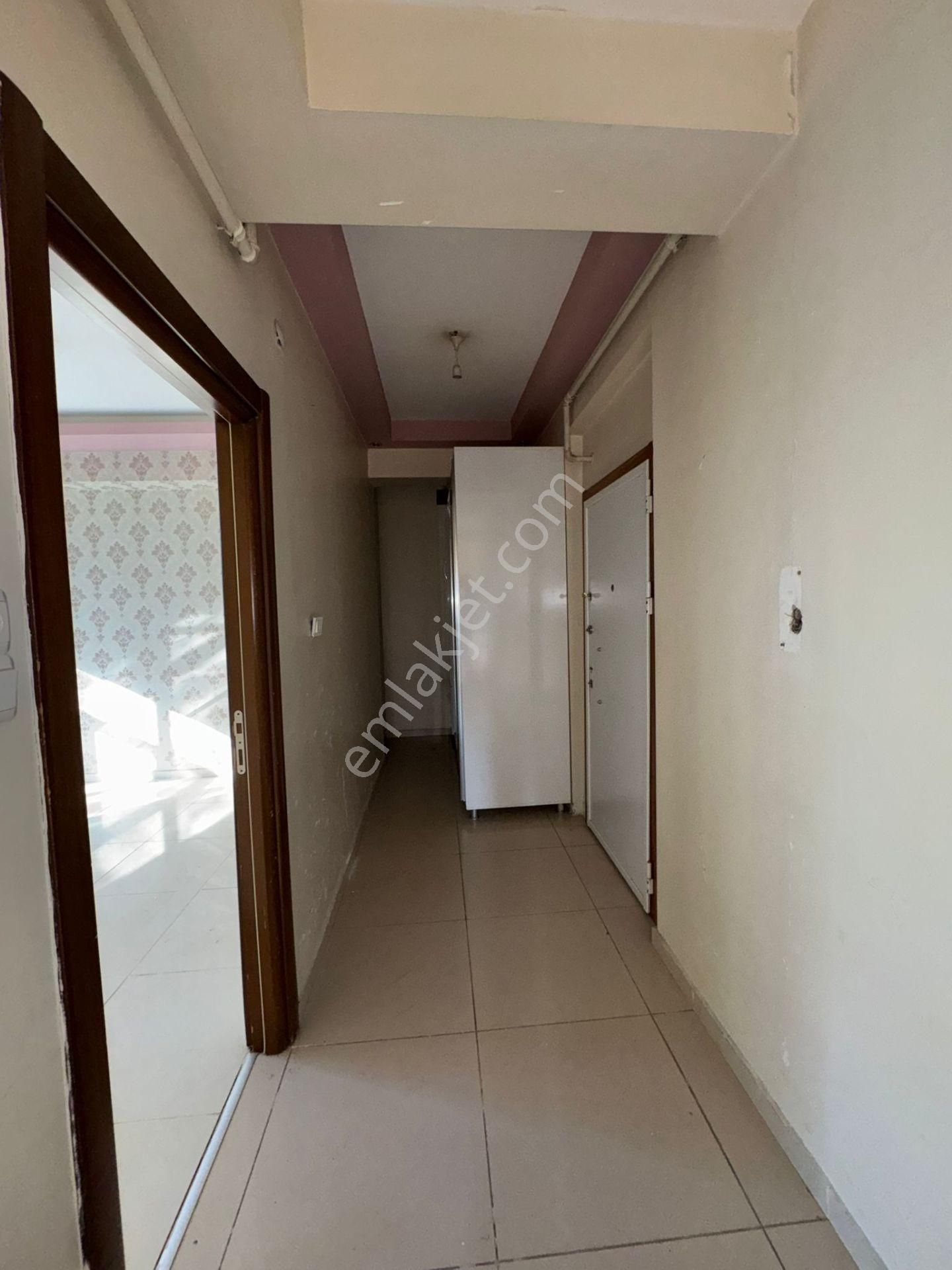 Havalmanı Kavşağında Cadde Üstü 2+1 En Uygun Fiyatlı Yüksek Giriş Daire !!! - Görsel 18