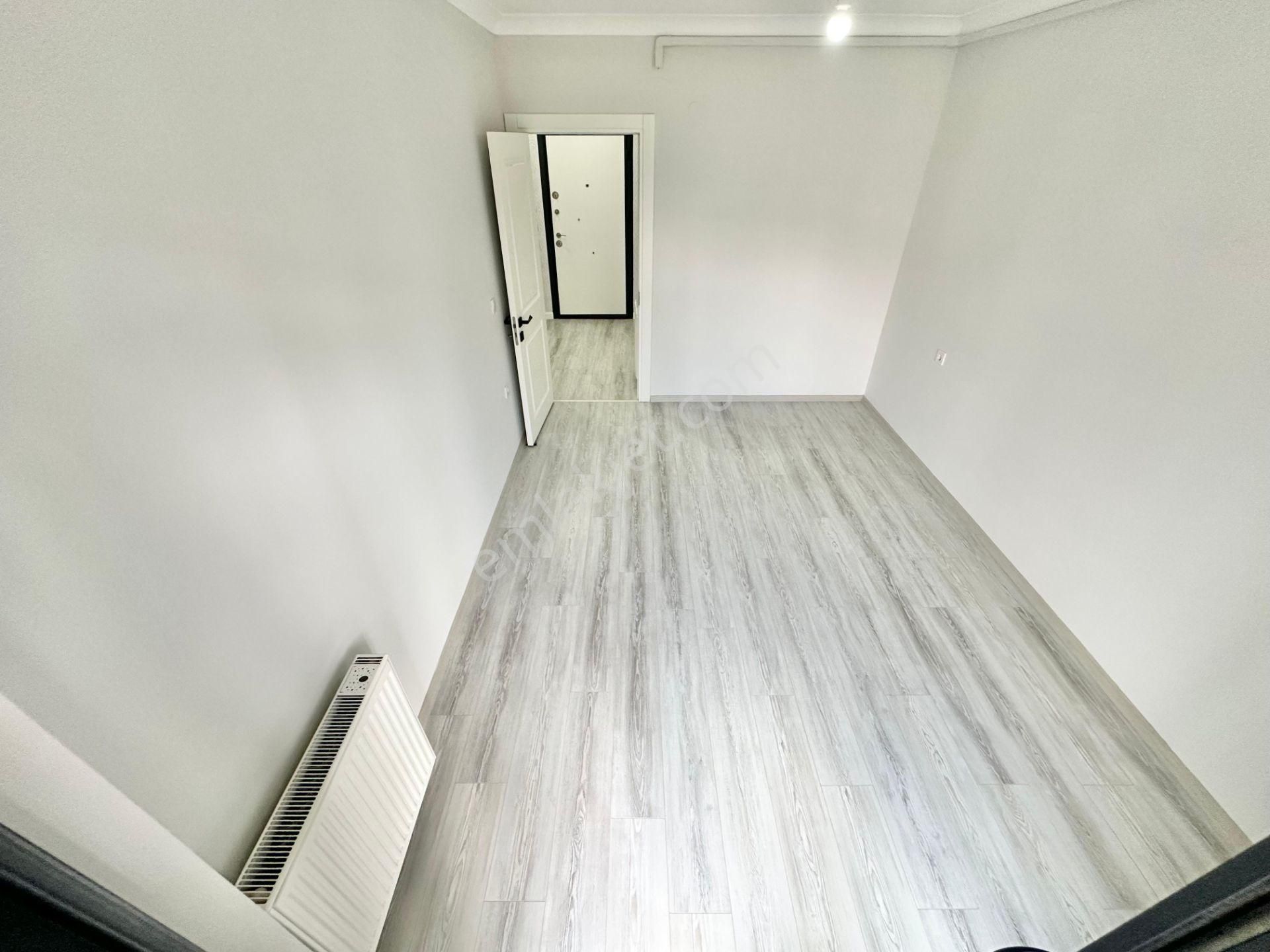 ꧁ay Emlaktan꧂akçay'da Devasaa Balkonlu Ön Cephe Kapalı Otoparklı Müstakil Tadında Satılık 2+1 Daire - Görsel 22