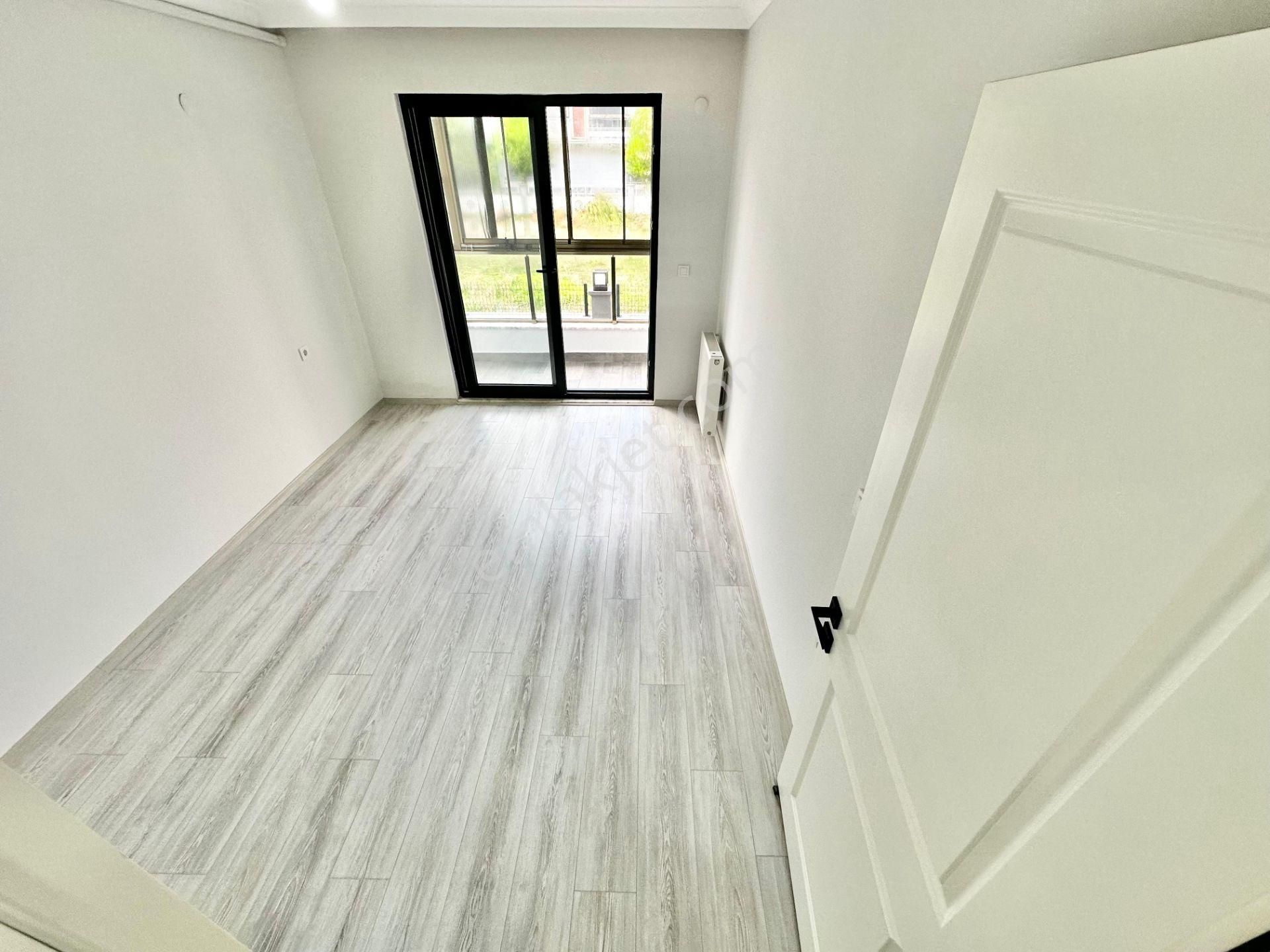 ꧁ay Emlaktan꧂akçay'da Devasaa Balkonlu Ön Cephe Kapalı Otoparklı Müstakil Tadında Satılık 2+1 Daire - Görsel 14