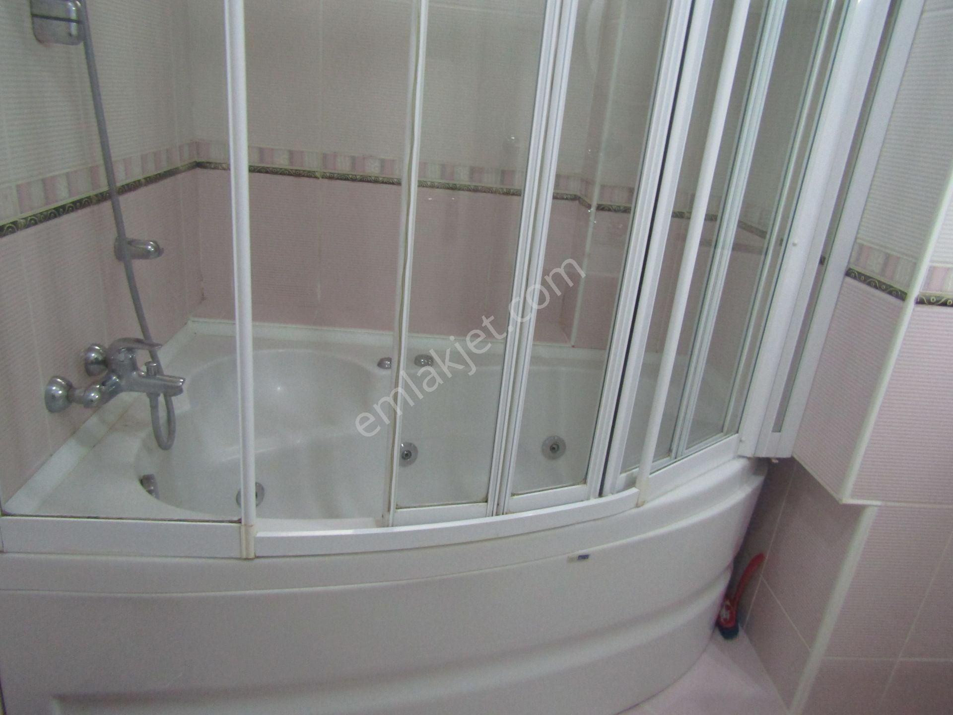 Setbaşı 3+1 130m2 3.arakat Bakımlı Eşyalı Kiralık Daire 20.000tl - Görsel 11