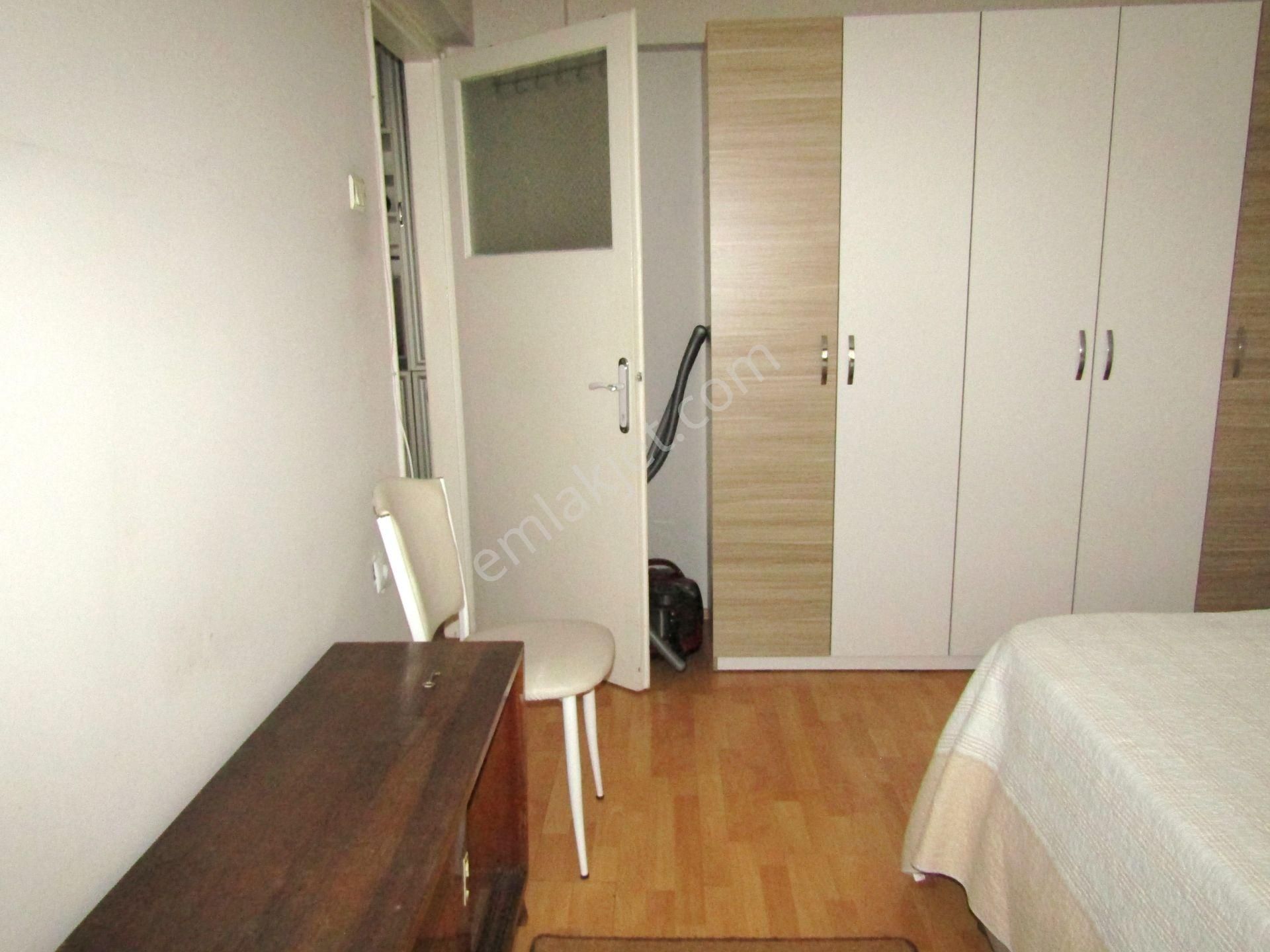 Setbaşı 3+1 130m2 3.arakat Bakımlı Eşyalı Kiralık Daire 20.000tl - Görsel 17