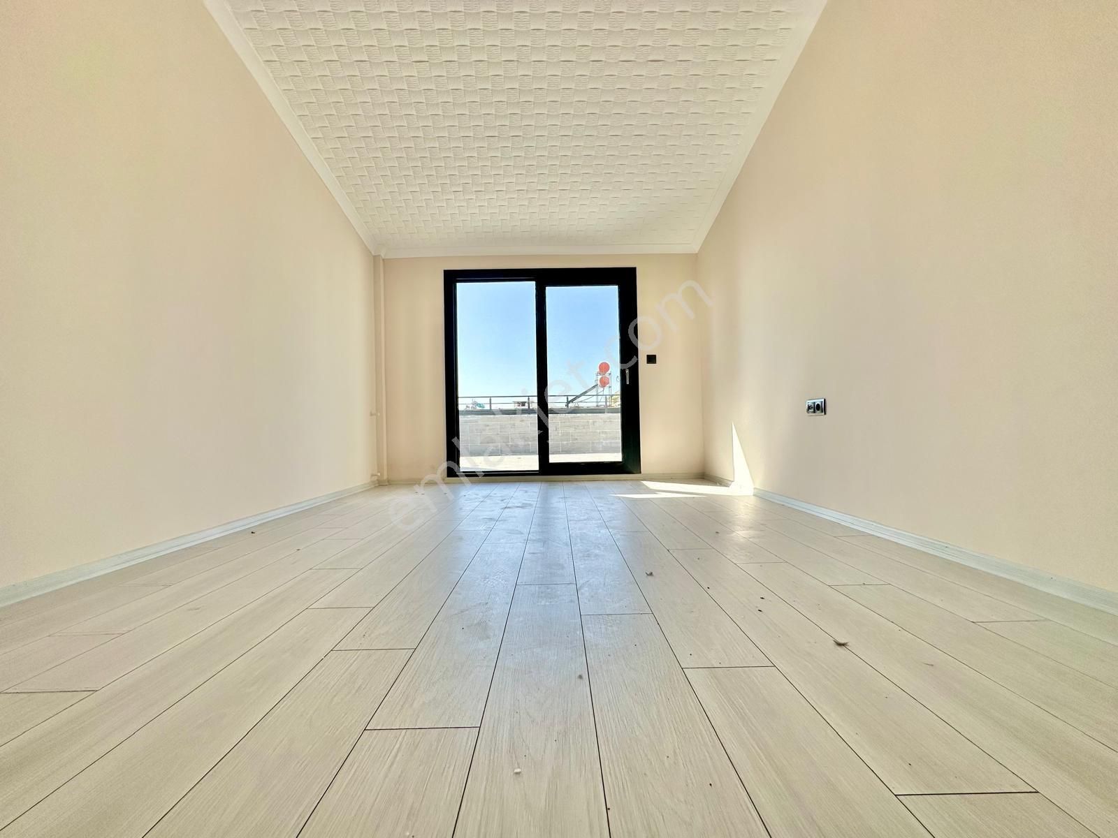 ꧁sadece Ay Emlaktan꧂akçay'da Doğalgazlı Denize Yakın Geniş Teraslı Satılık 4+1 Lüks Dublex Daire - Görsel 11