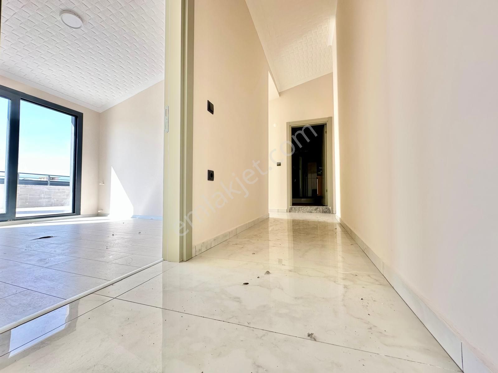 ꧁sadece Ay Emlaktan꧂akçay'da Doğalgazlı Denize Yakın Geniş Teraslı Satılık 4+1 Lüks Dublex Daire - Görsel 16