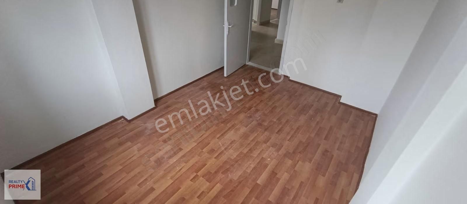 Dokuma Da 3+1 Satılık Daire. Bakımlı Temiz - Görsel 4