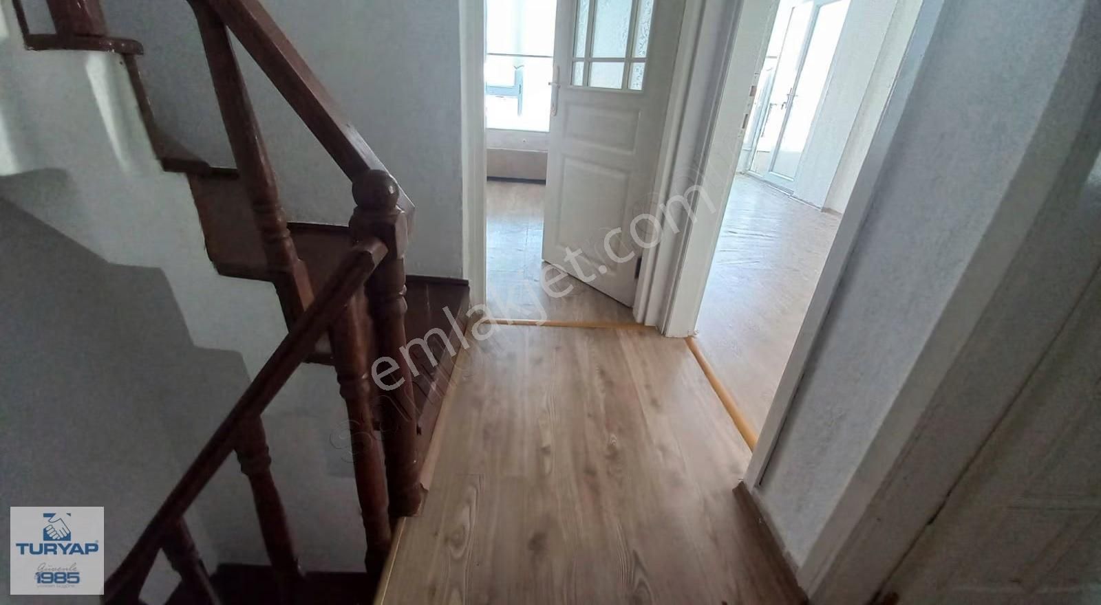 Turyap'tan Çınarcık Koruköy Sümer Sitesinde Satılık Villa - Görsel 11