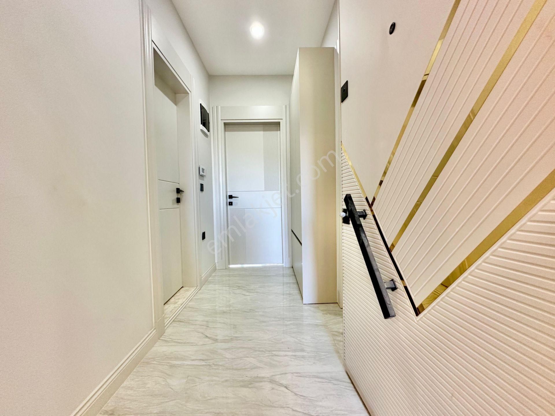 ꧁akçay Ay Emlaktan꧂güre'de Lüks Sitede Kuş Çıvıltılarıyla Huzur Bulacağınız Satılık 1+1 Şık Daire - Görsel 16