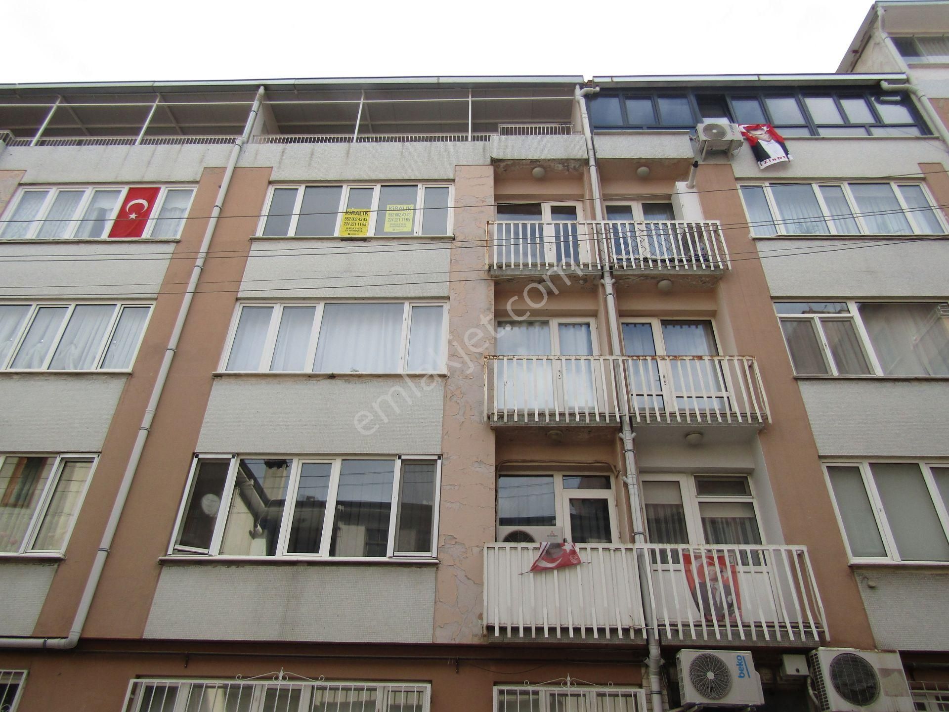 Heykel 3+1 130m2 3.arakat Manzaralı Kiralık Daire 20.000tl