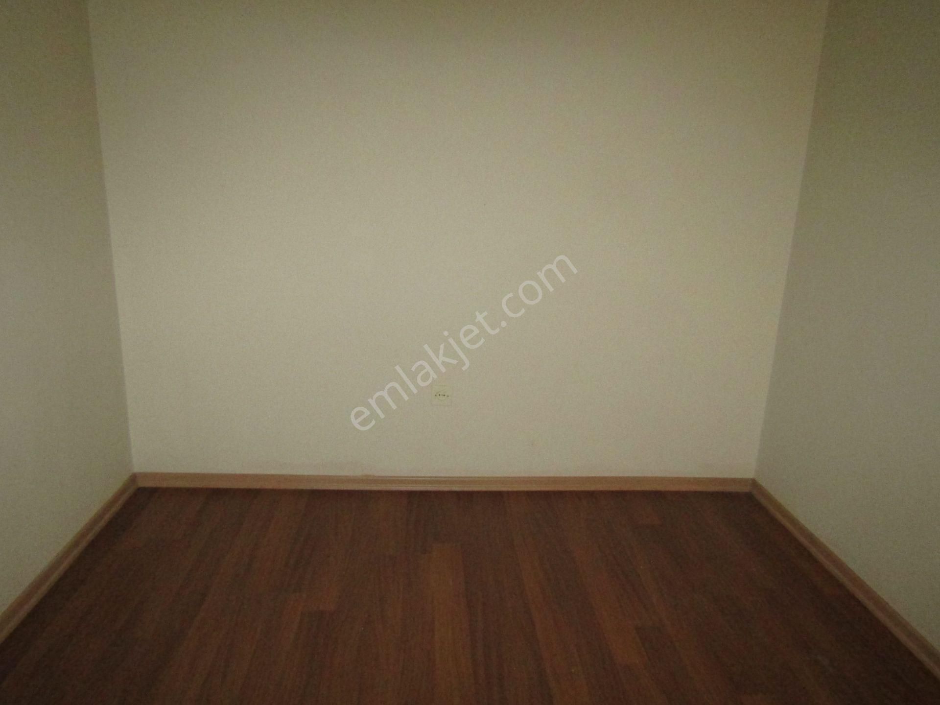 Heykel 3+1 130m2 3.arakat Manzaralı Kiralık Daire 20.000tl - Görsel 10