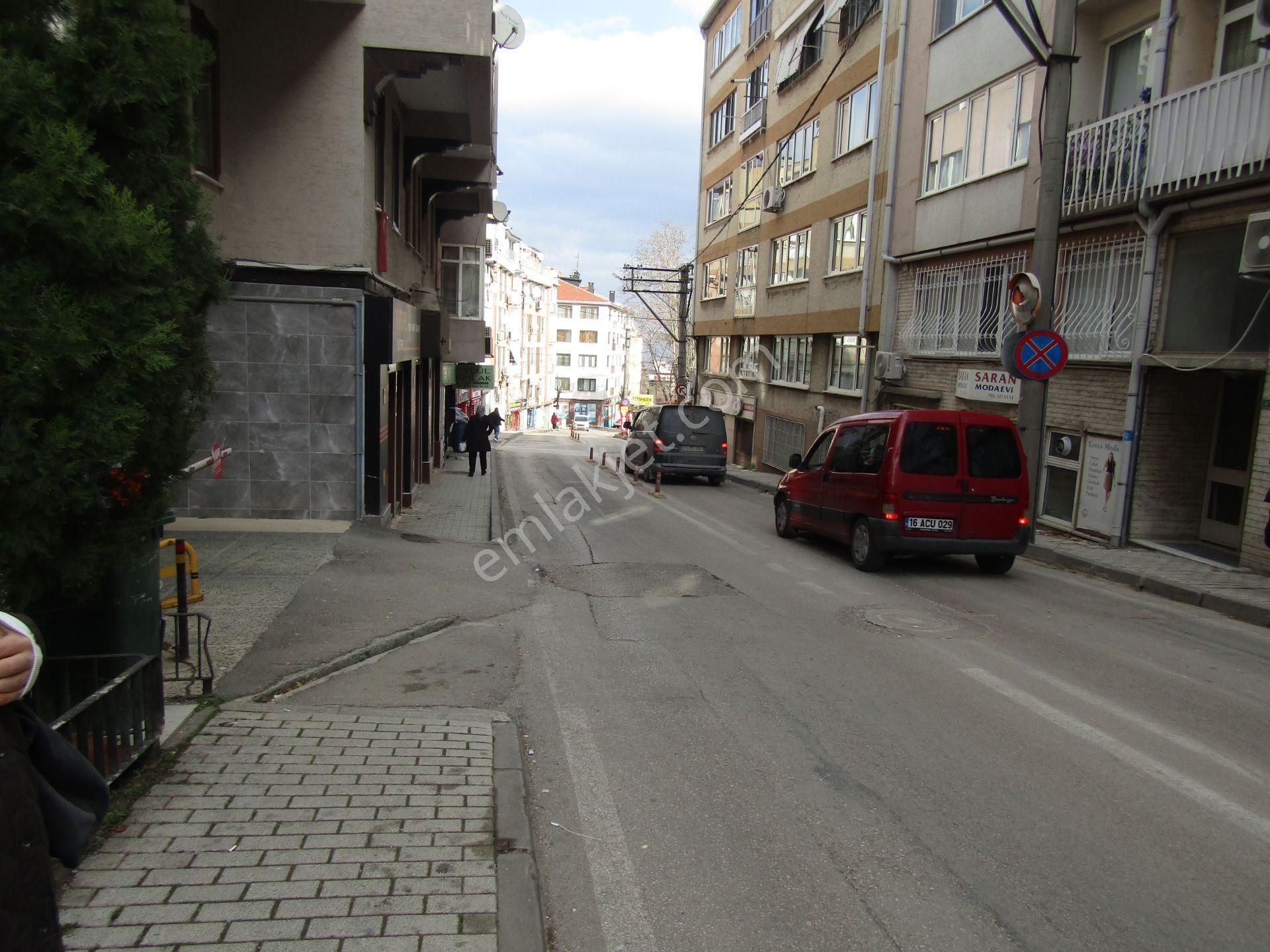 Heykel 3+1 130m2 3.arakat Manzaralı Kiralık Daire 20.000tl - Görsel 3