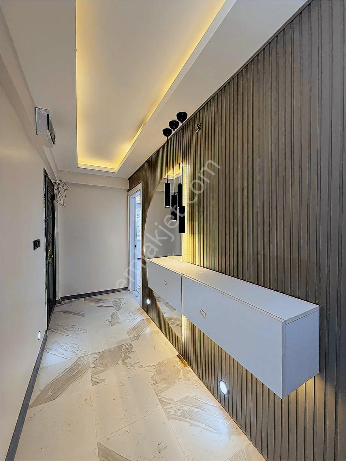 Sıfır Yapılı Geniş M2 Aile Oturumuna Uygun Mülkiyetli Daire!!! - Görsel 8