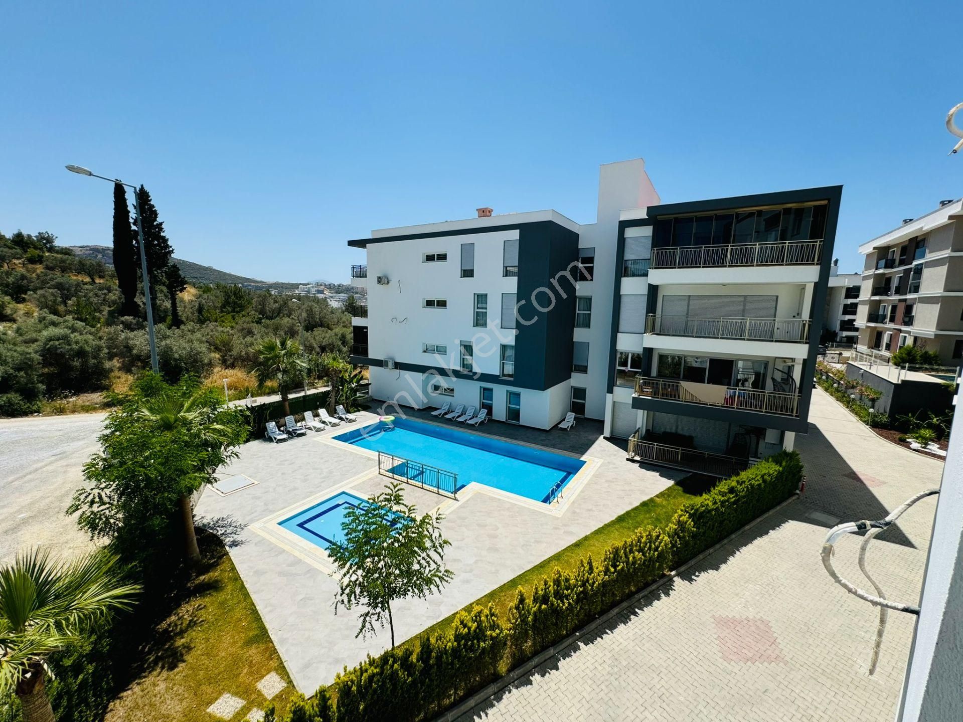 Satılık 3+1 Ebeveyn Banyolu Giyinme Odası Lüx Daire