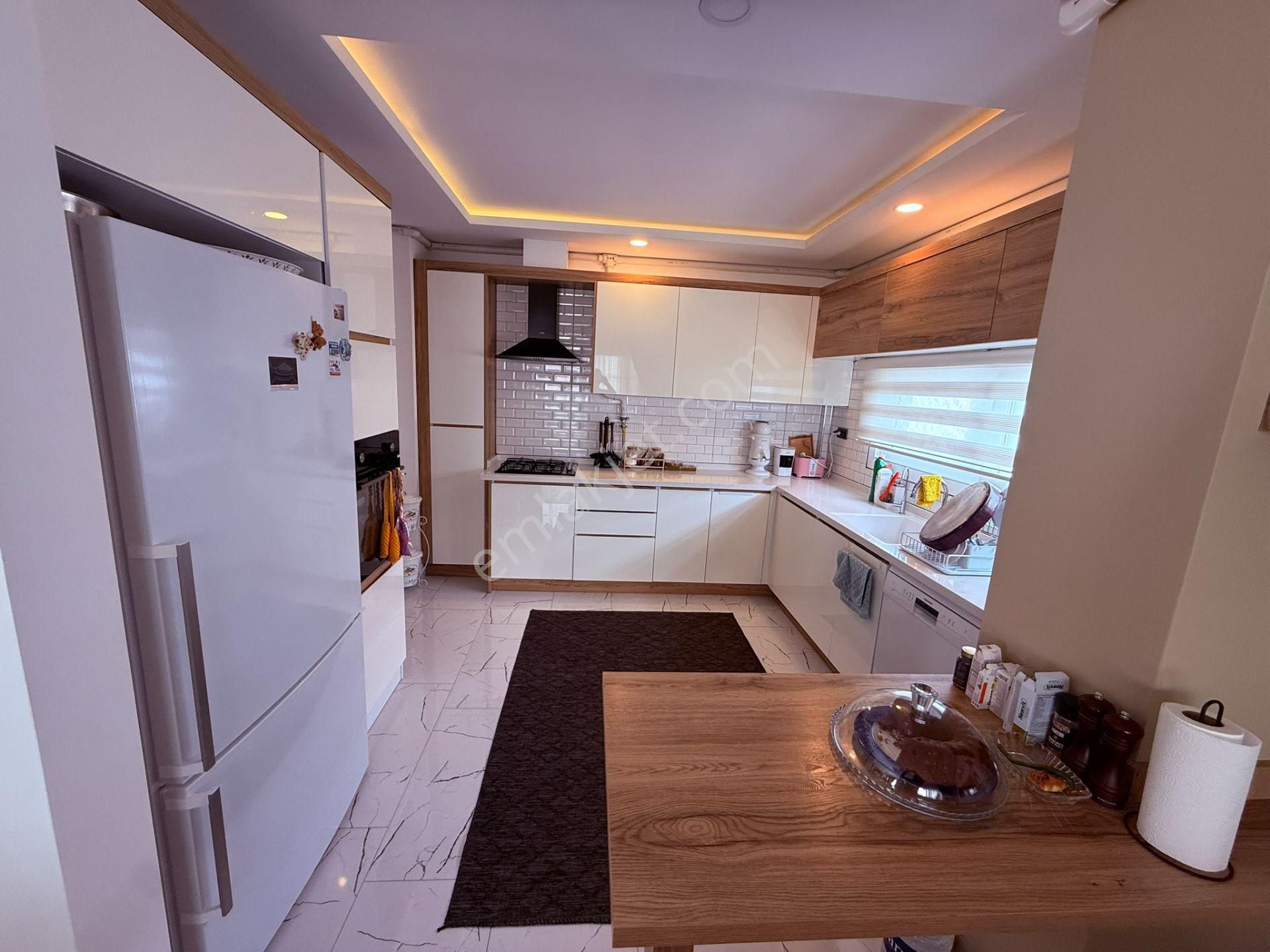 Satılık 3+1 Ebeveyn Banyolu Giyinme Odası Lüx Daire - Görsel 16