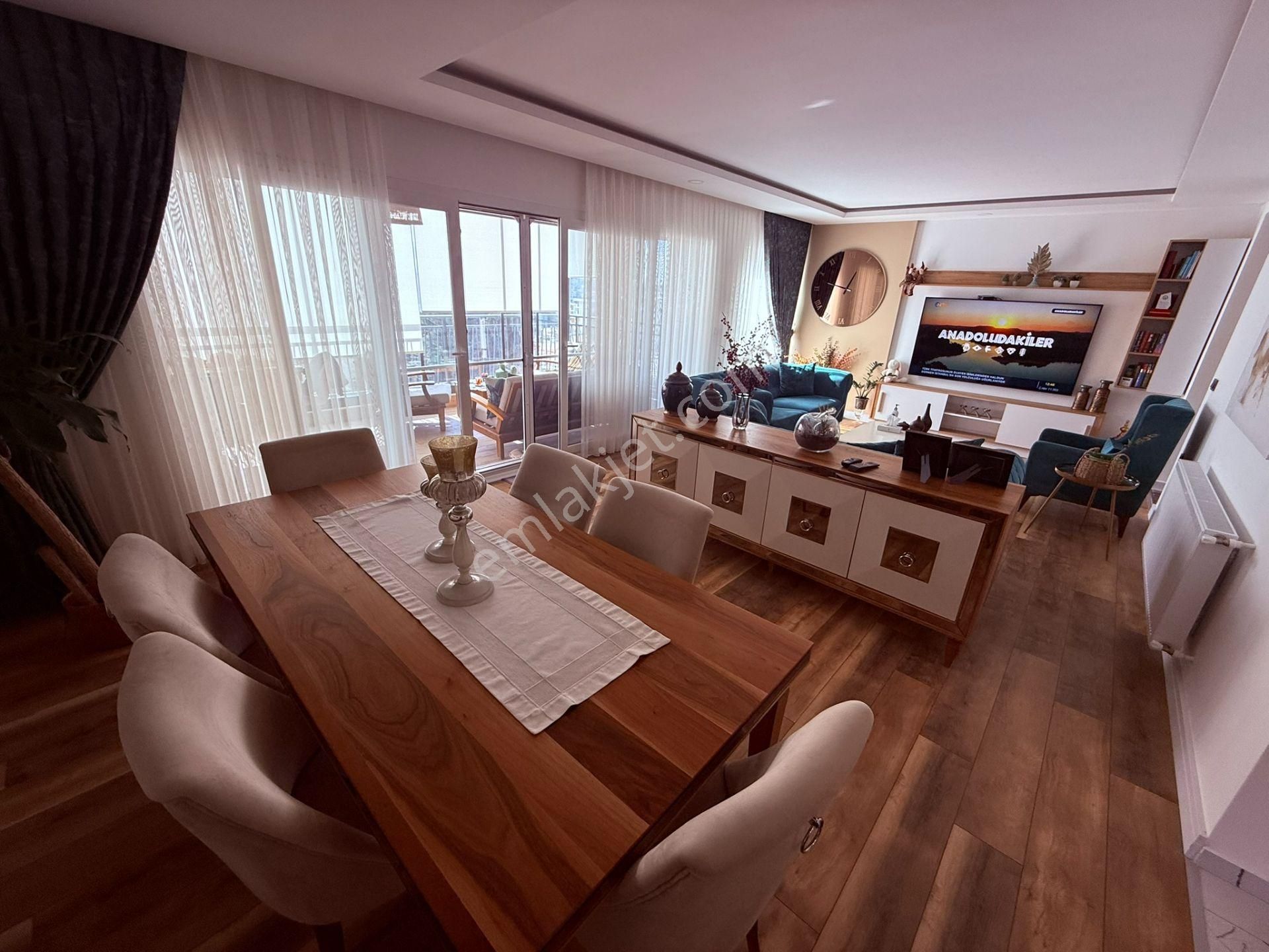 Satılık 3+1 Ebeveyn Banyolu Giyinme Odası Lüx Daire - Görsel 10