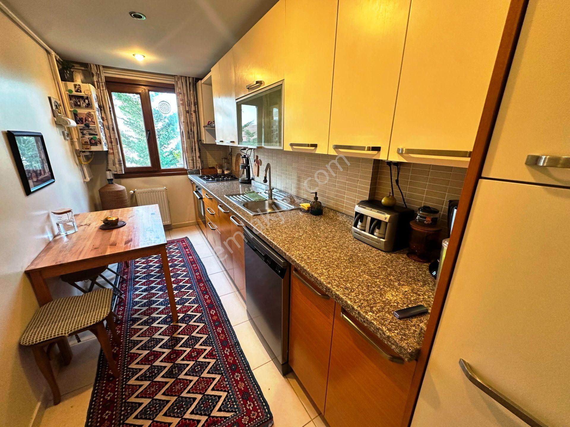 Altıntepe'de 14 Yıllık İskanlı 2.kat Kiracısız 125m2 Satılık 3+1 - Görsel 22