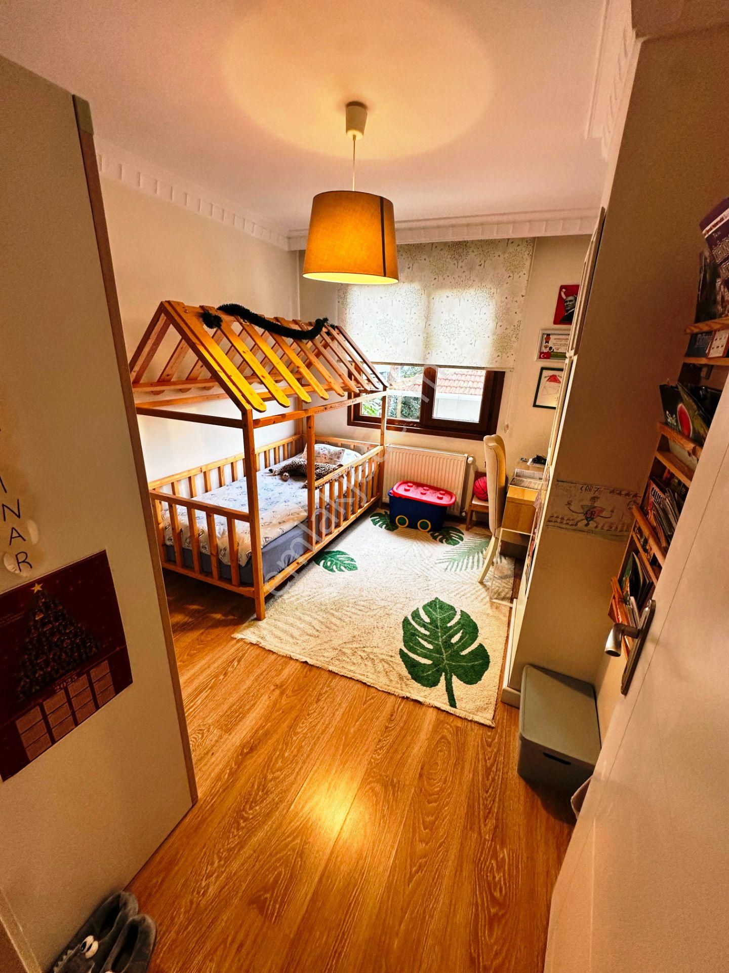 Altıntepe'de 14 Yıllık İskanlı 2.kat Kiracısız 125m2 Satılık 3+1 - Görsel 10