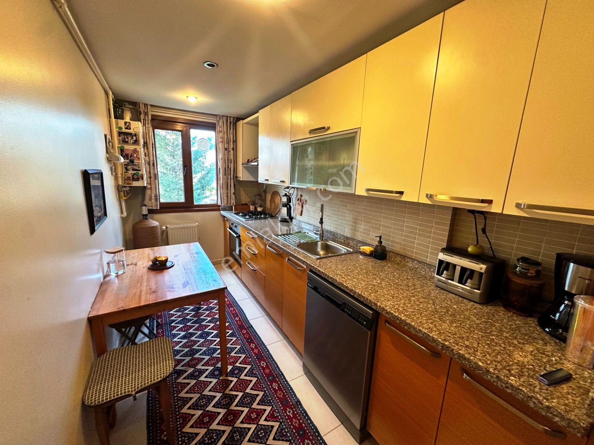 Altıntepe'de 14 Yıllık İskanlı 2.kat Kiracısız 125m2 Satılık 3+1 - Görsel 23