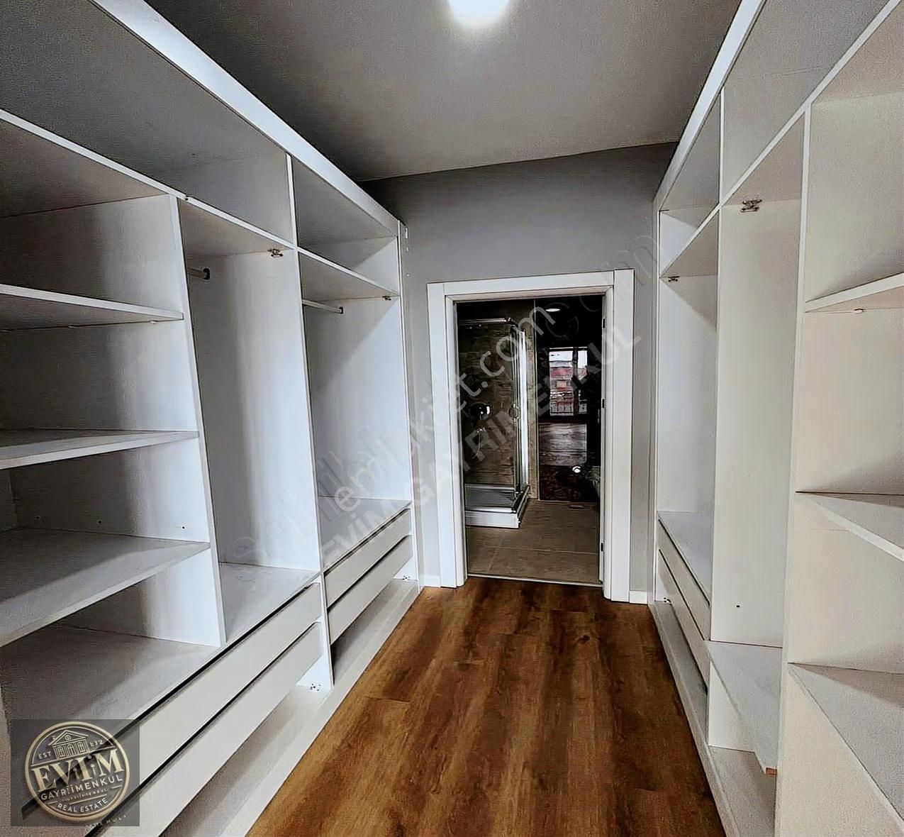 Evim'den Tepede Site İçi Muhteşem Teraslı 260m2 3+1 Arakat Daire - Görsel 29