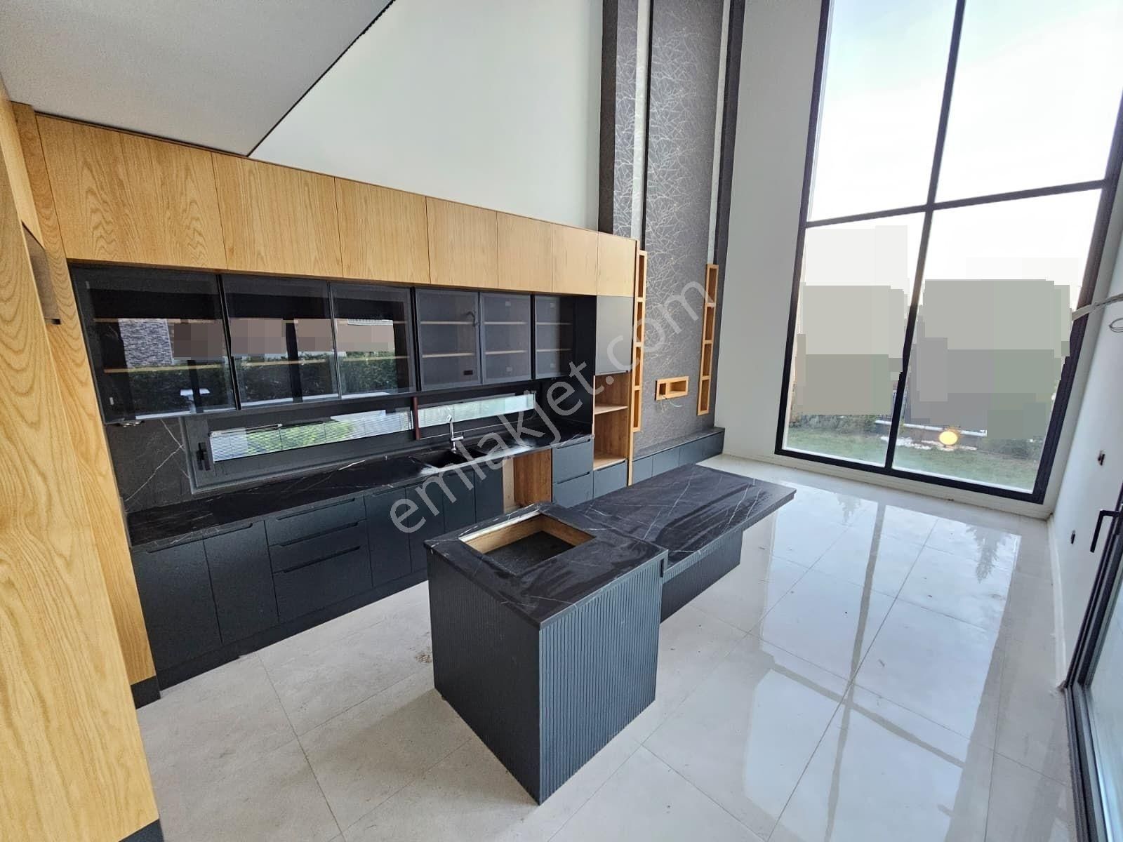 Denizli Şirinköy De Havuzlu Asansörlü Hamam Ve Saunalı Ultra Lüks Konsept Villa - Görsel 12