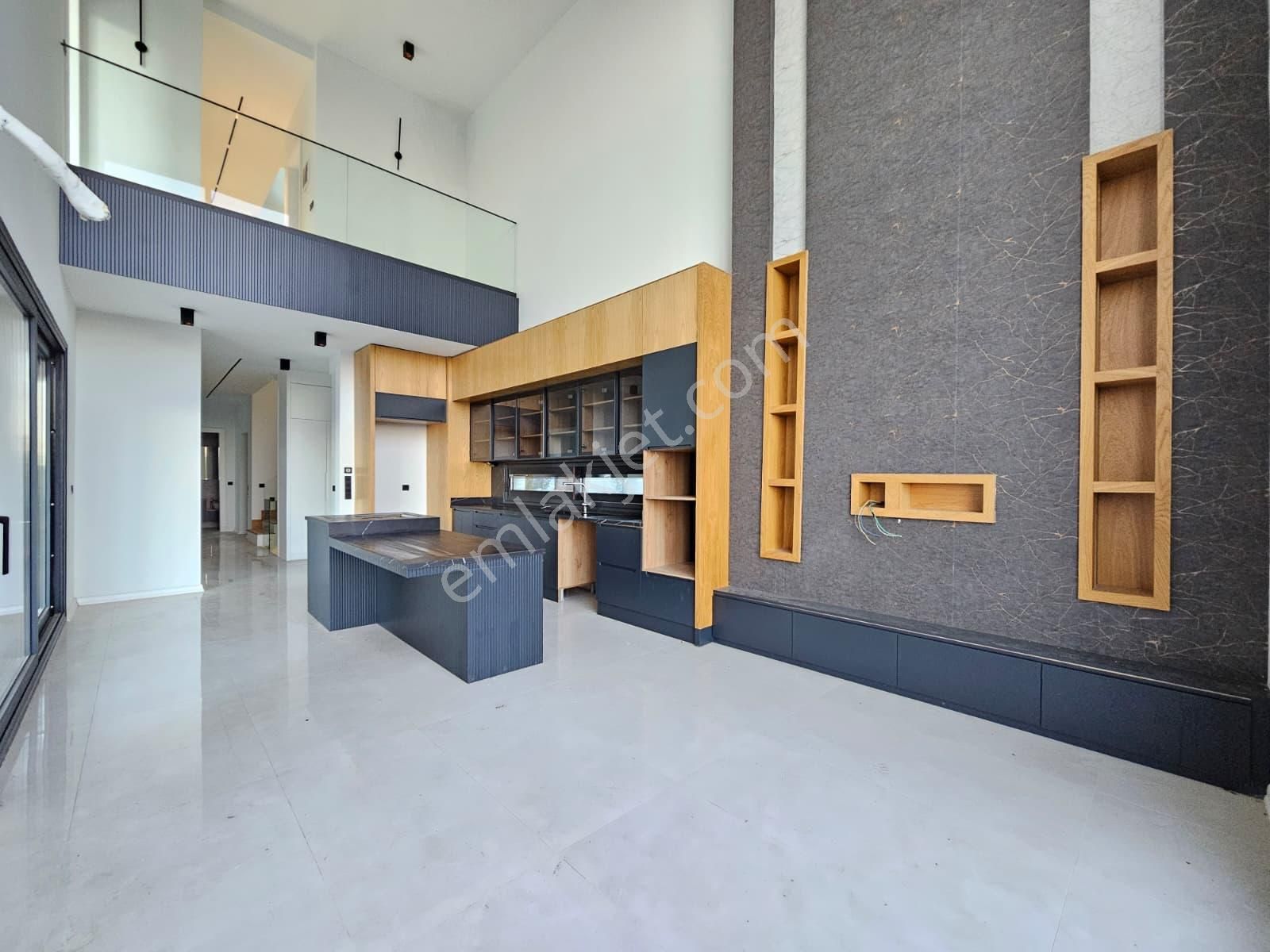 Denizli Şirinköy De Havuzlu Asansörlü Hamam Ve Saunalı Ultra Lüks Konsept Villa - Görsel 19