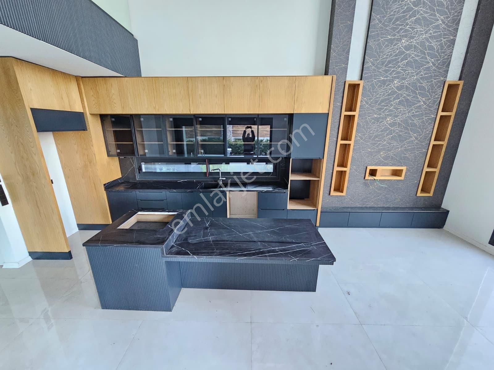 Denizli Şirinköy De Havuzlu Asansörlü Hamam Ve Saunalı Ultra Lüks Konsept Villa - Görsel 9