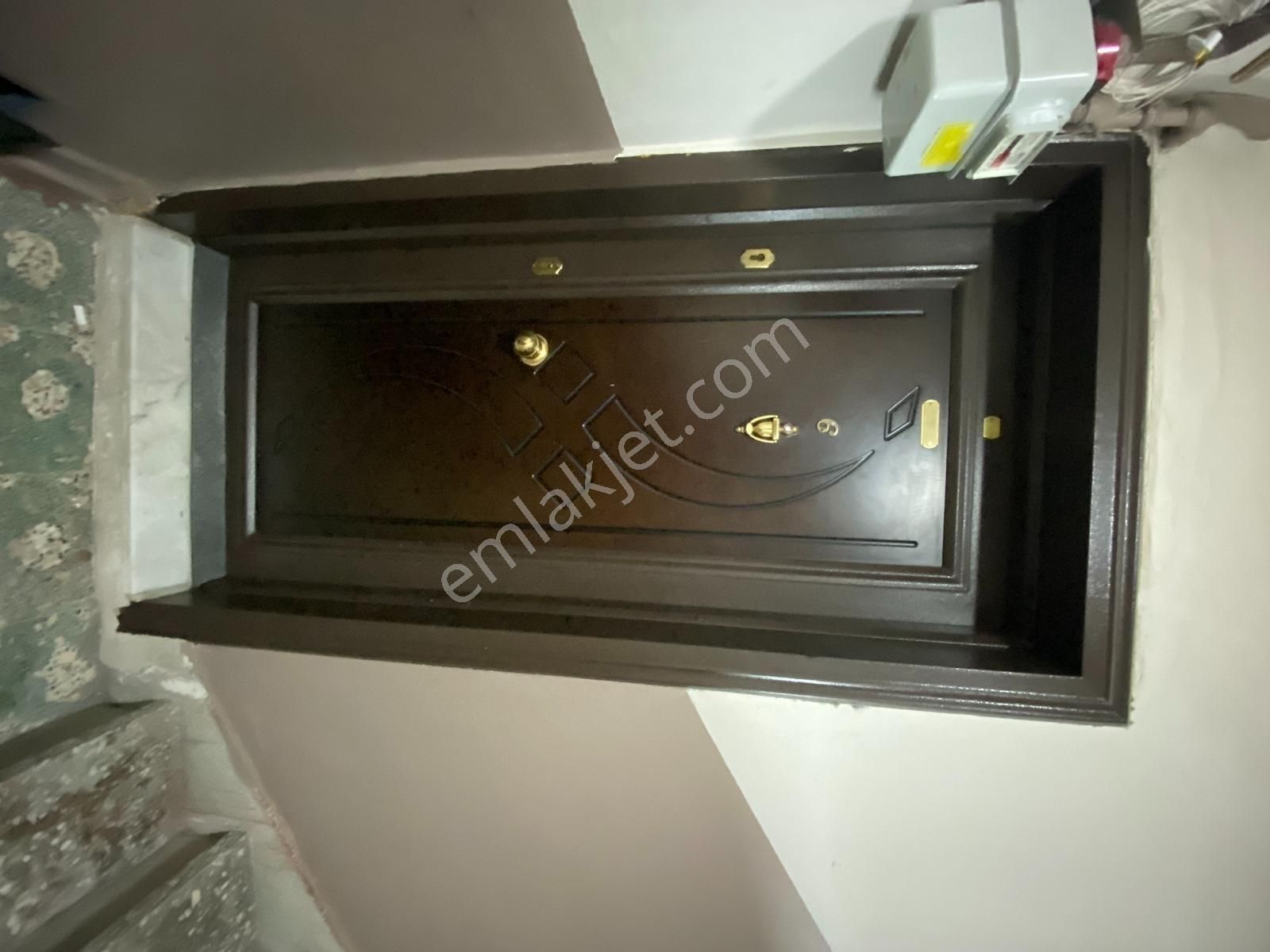 Altınbaş Emlaktan Burhaniye Mah'de Kiralık 2+1 Daire - Görsel 2